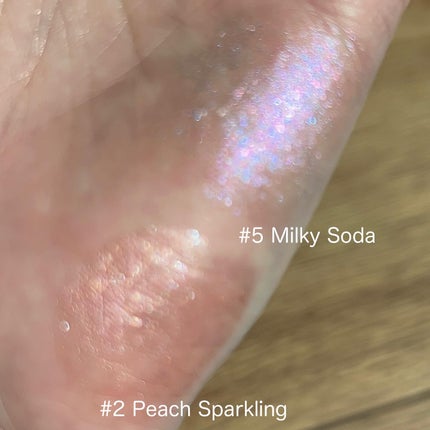 アートクラス アイグリッツ/too cool for school/スティックアイシャドウを使ったクチコミ(4枚目)