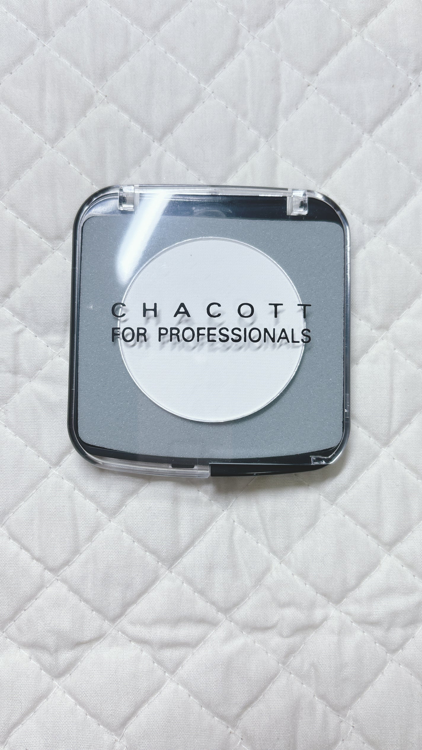 メイクアップカラーバリエーション/チャコット・コスメティクス/単色アイシャドウを使ったクチコミ(1枚目)