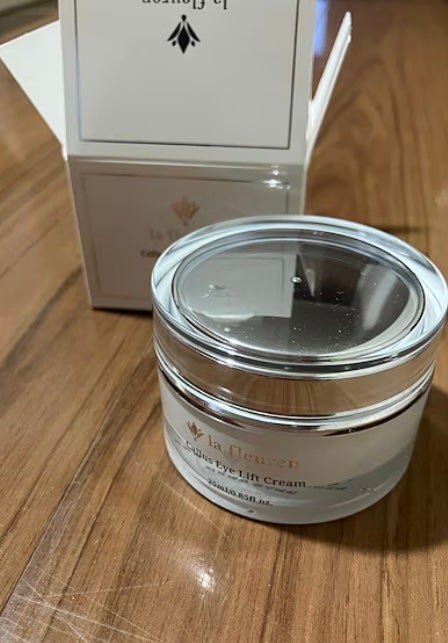 カルス弾力アイクリーム/la fleuren/アイケア・アイクリームを使ったクチコミ(1枚目)