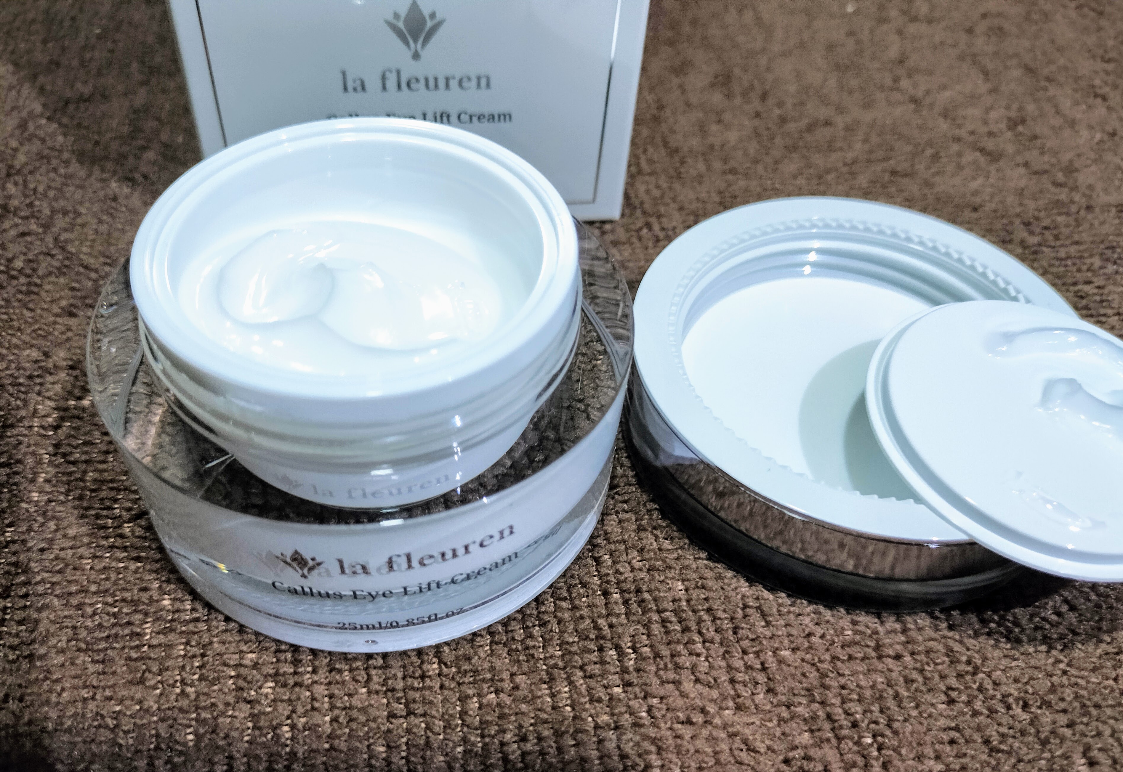 カルス弾力アイクリーム/la fleuren/アイケア・アイクリームを使ったクチコミ（2枚目）