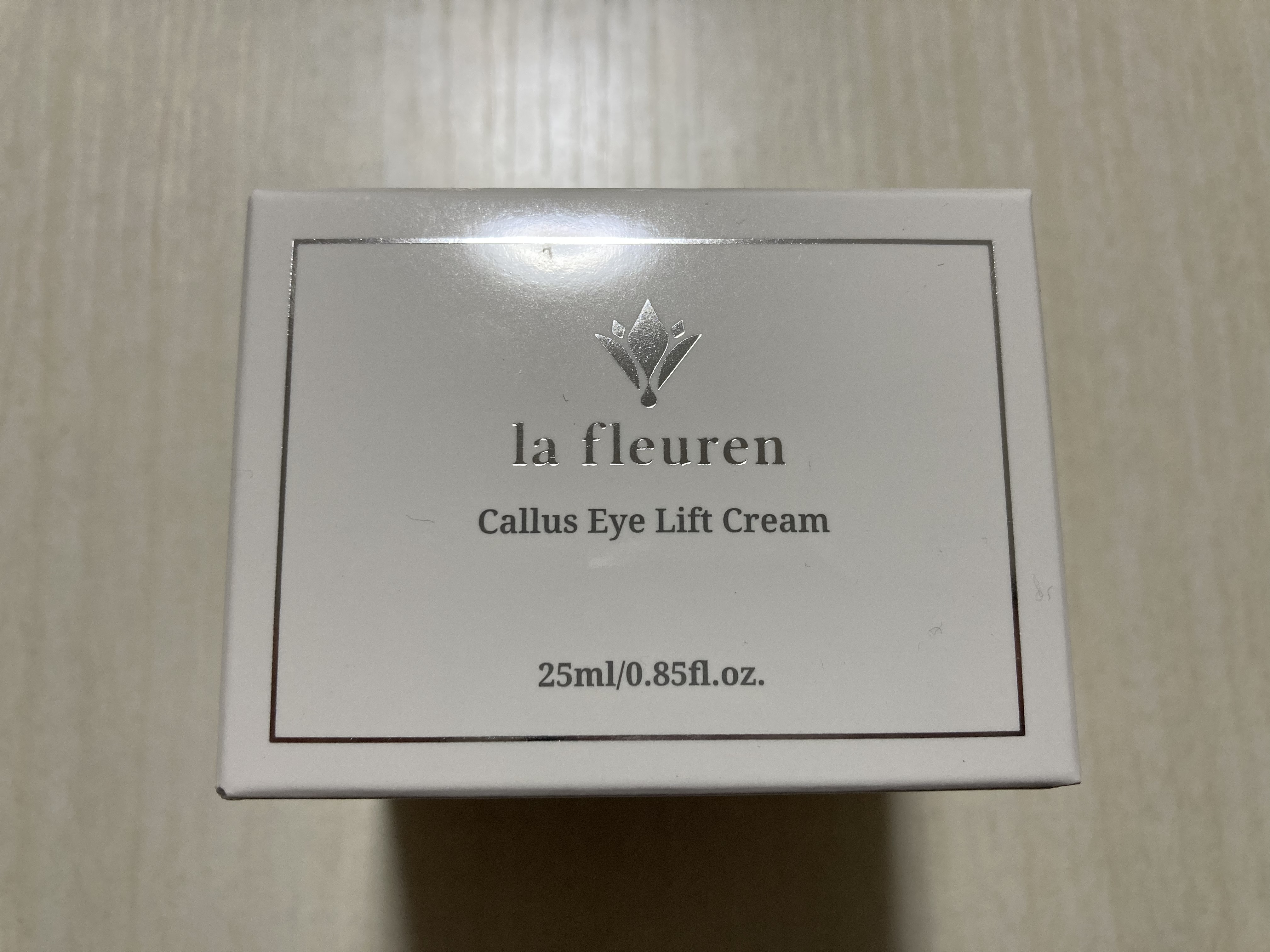 カルス弾力アイクリーム/la fleuren/アイケア・アイクリームを使ったクチコミ（1枚目）