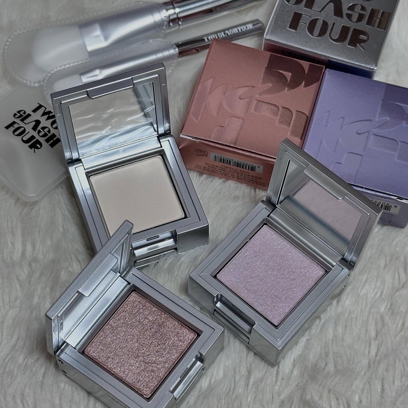 ストロビングフェイスキューブ/TWO SLASH FOUR/ハイライトを使ったクチコミ(5枚目)