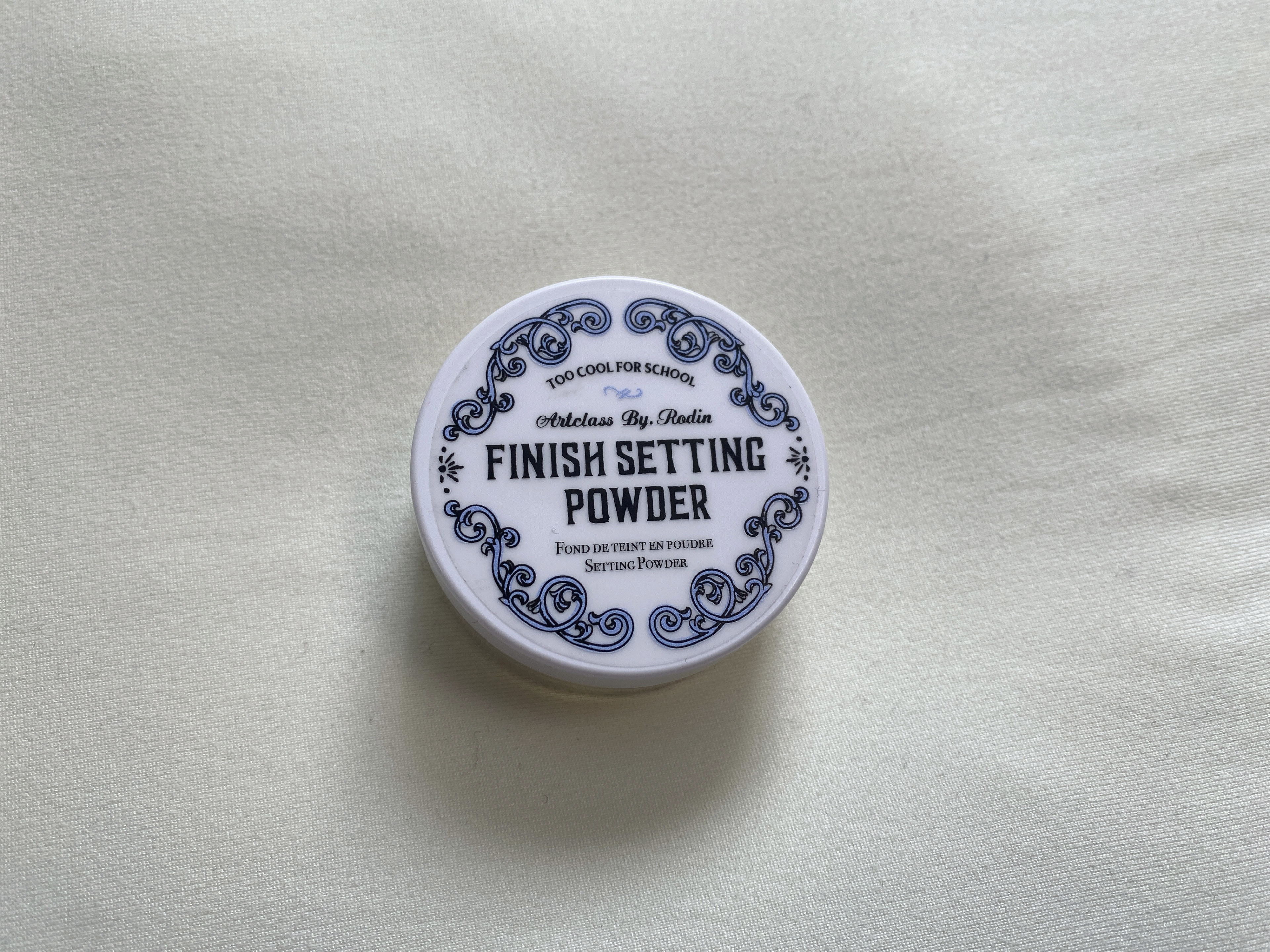 バイロダンフィニッシュセッティングパウダー/too cool for school/ルースパウダーを使ったクチコミ（1枚目）