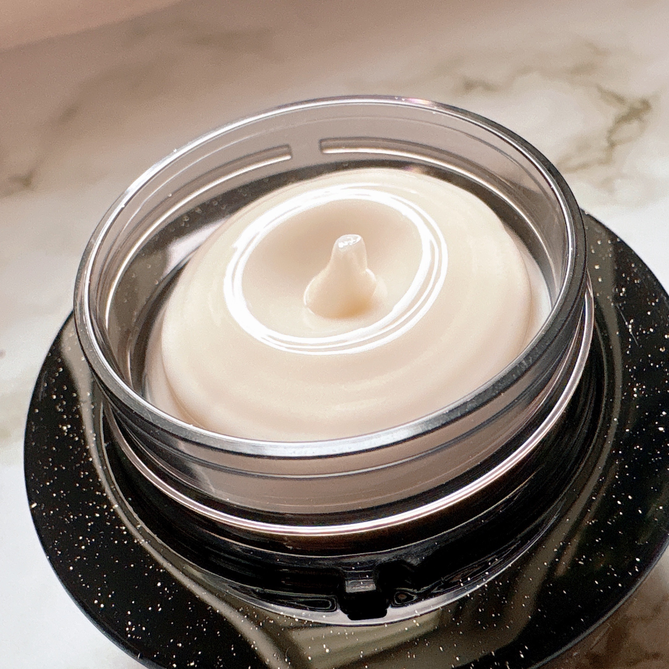 プレミアムパーフェクトクリーム/ライスフォース/フェイスクリームを使ったクチコミ（2枚目）