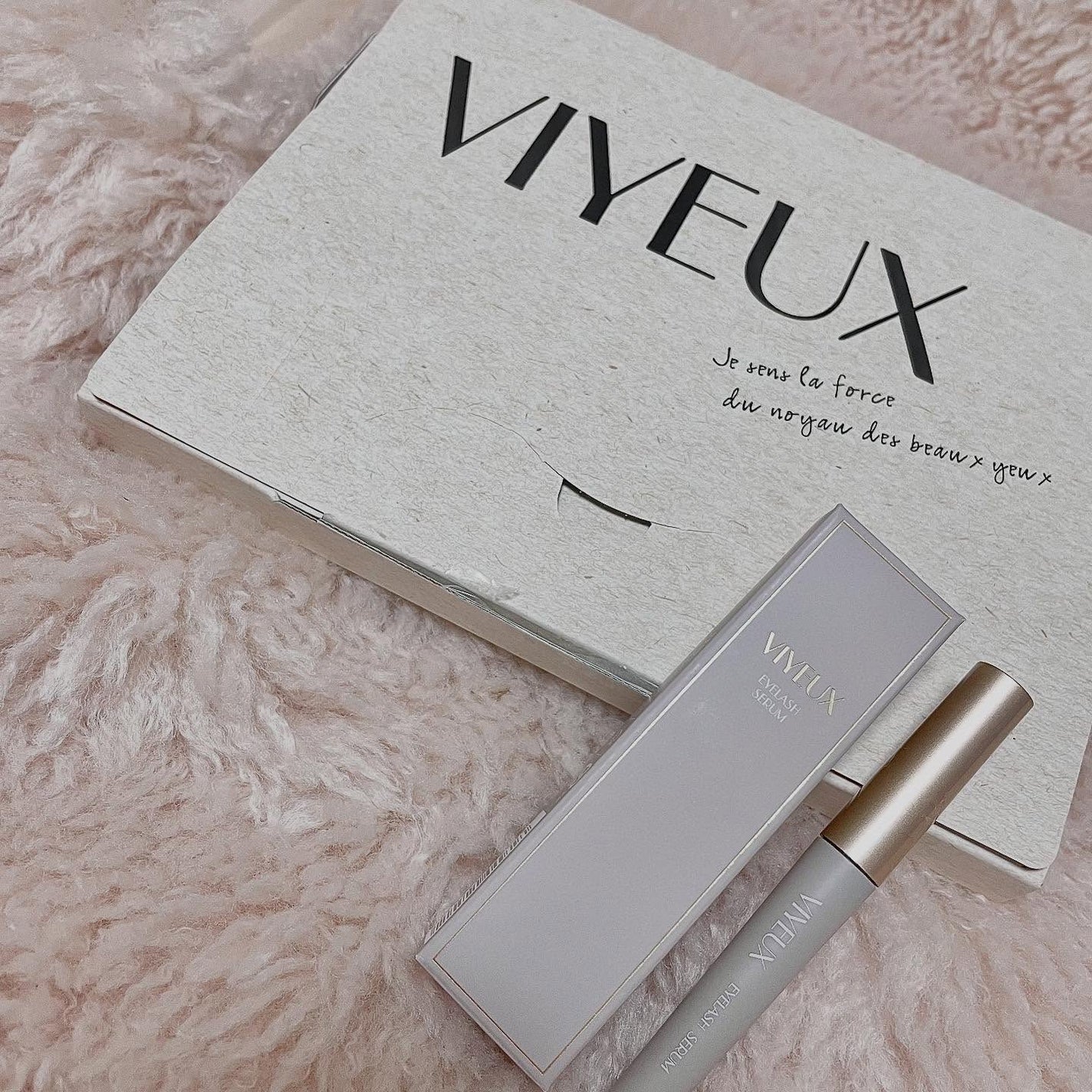 みり♡ on LIPS 「まつ毛美容液迷子さん、これ知ってる?発売直後から口コミアプリで..」(2枚目)