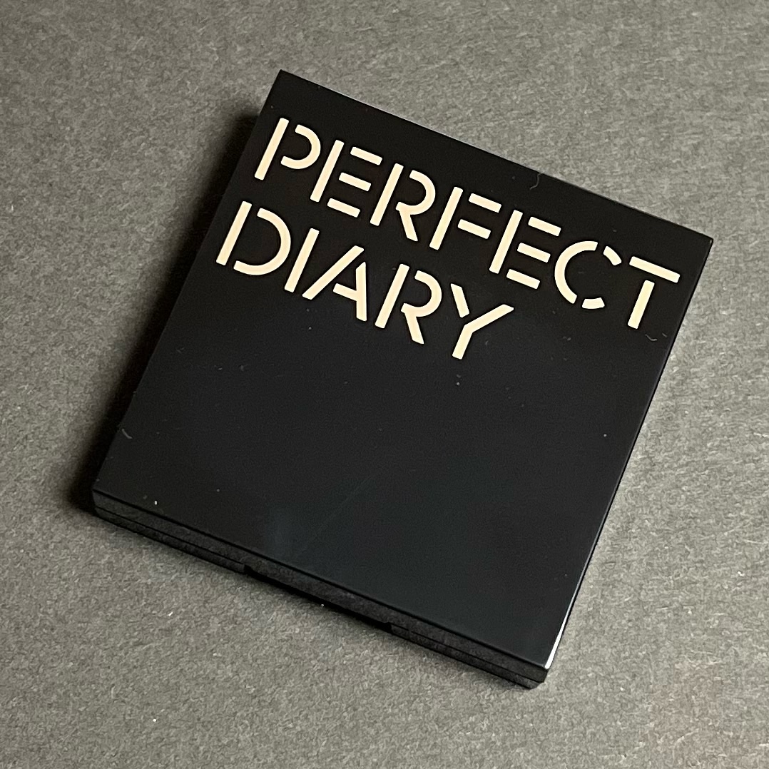 トランスルーシェント ブルーリング セッティング パウダー/PERFECT DIARY/プレストパウダーを使ったクチコミ（3枚目）