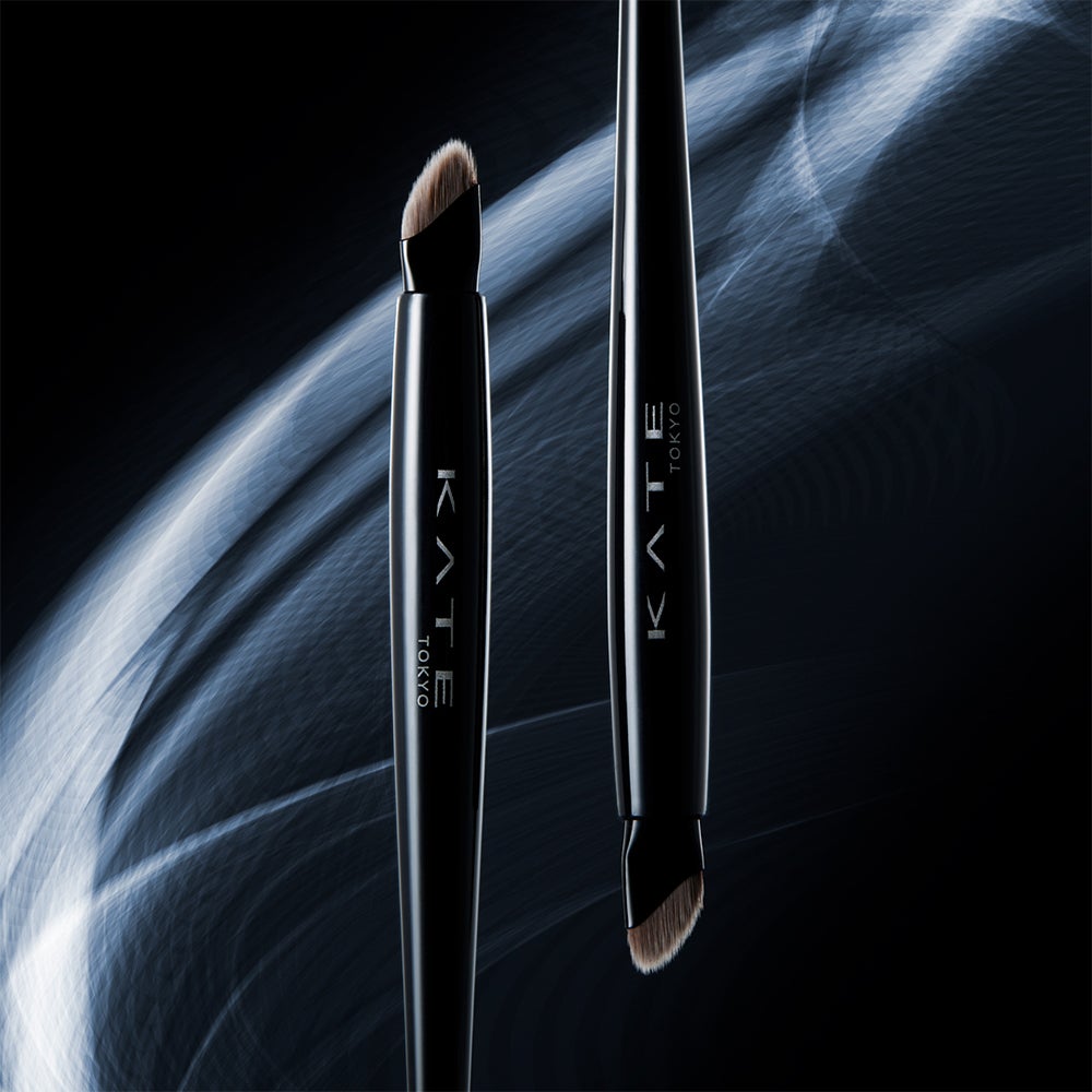 KATEから#なぎなたブラシ が新登場!アイラインや涙袋、三角ゾーンなどがこれ1本で描けちゃう!(1枚目)