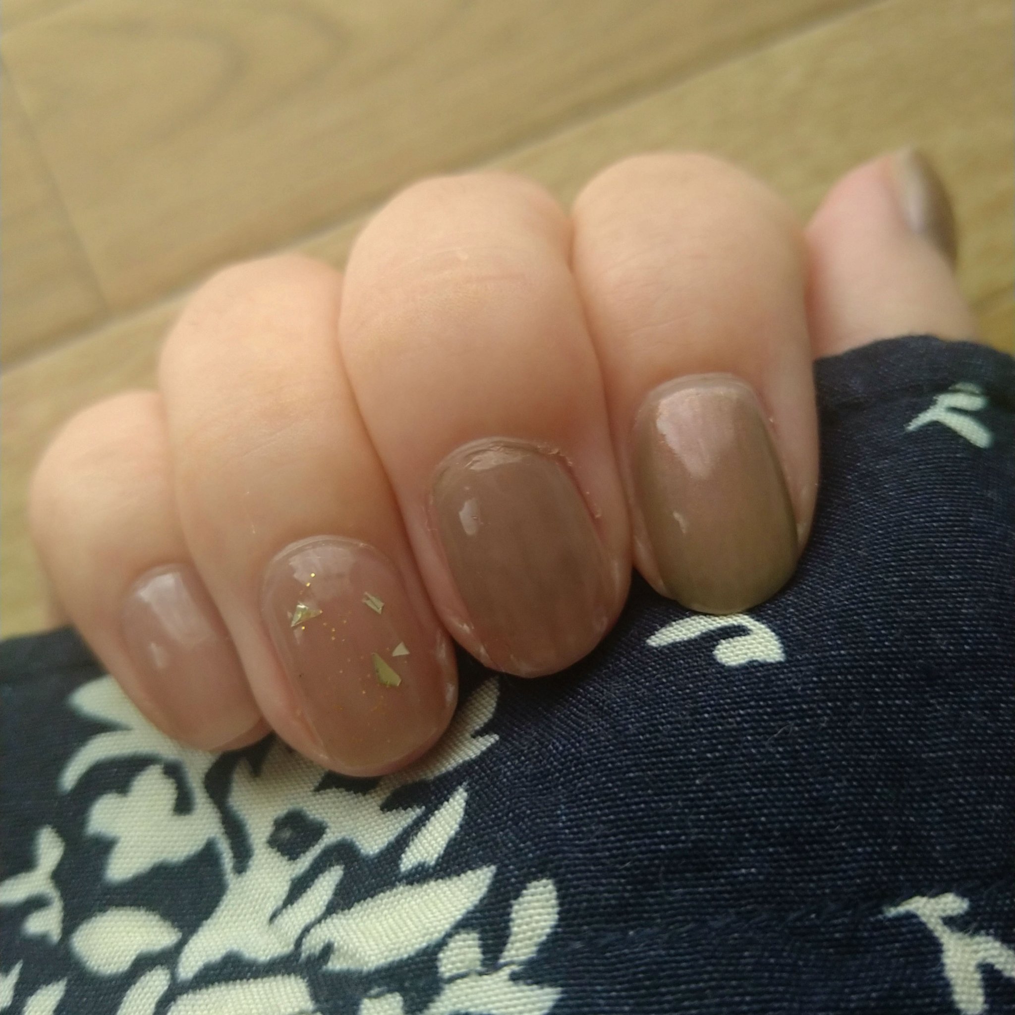 カラフルネイルズ/キャンメイク/マニキュアを使ったクチコミ（1枚目）