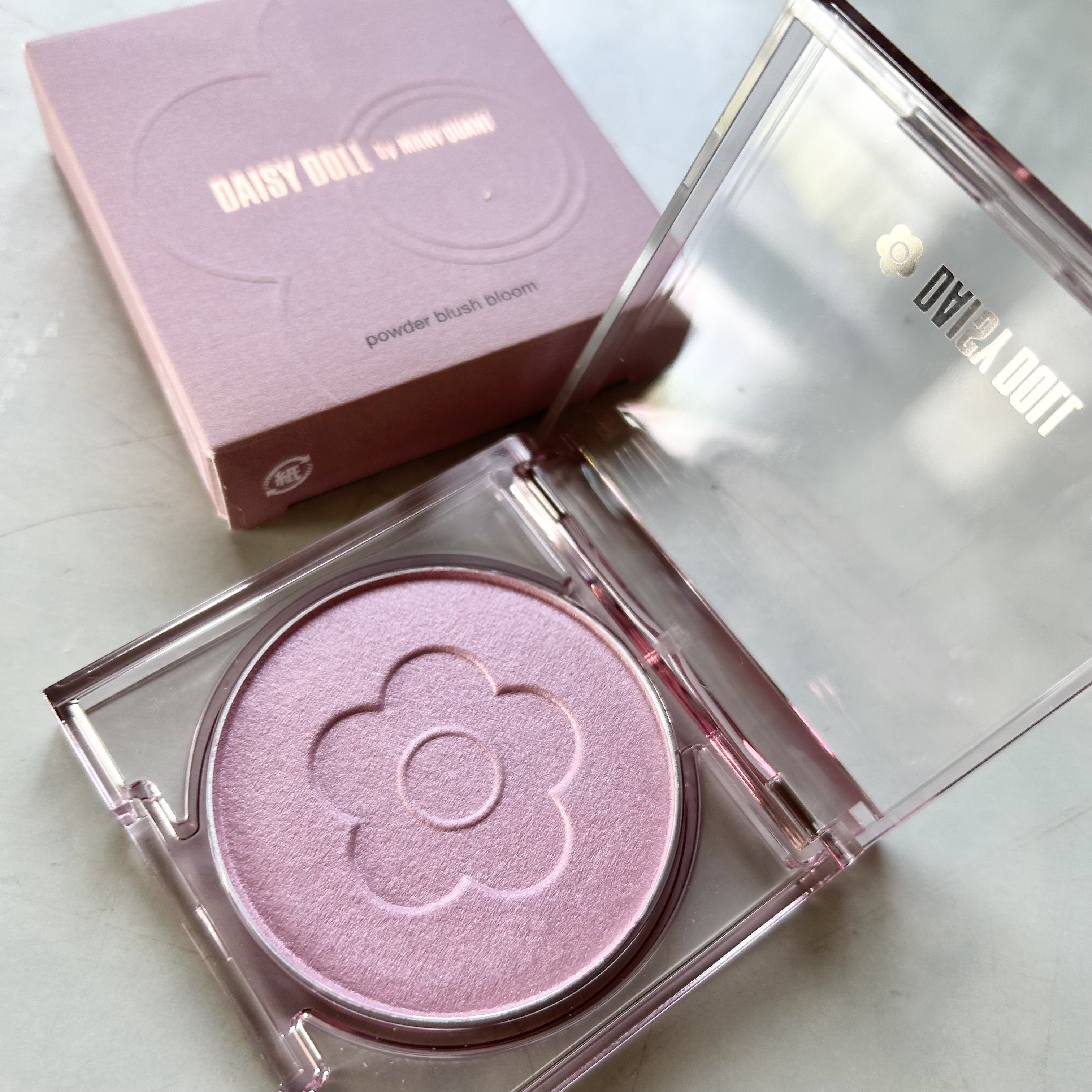 デイジードール パウダー ブラッシュ ブルーム/DAISY DOLL by MARY QUANT/パウダーチークを使ったクチコミ（1枚目）
