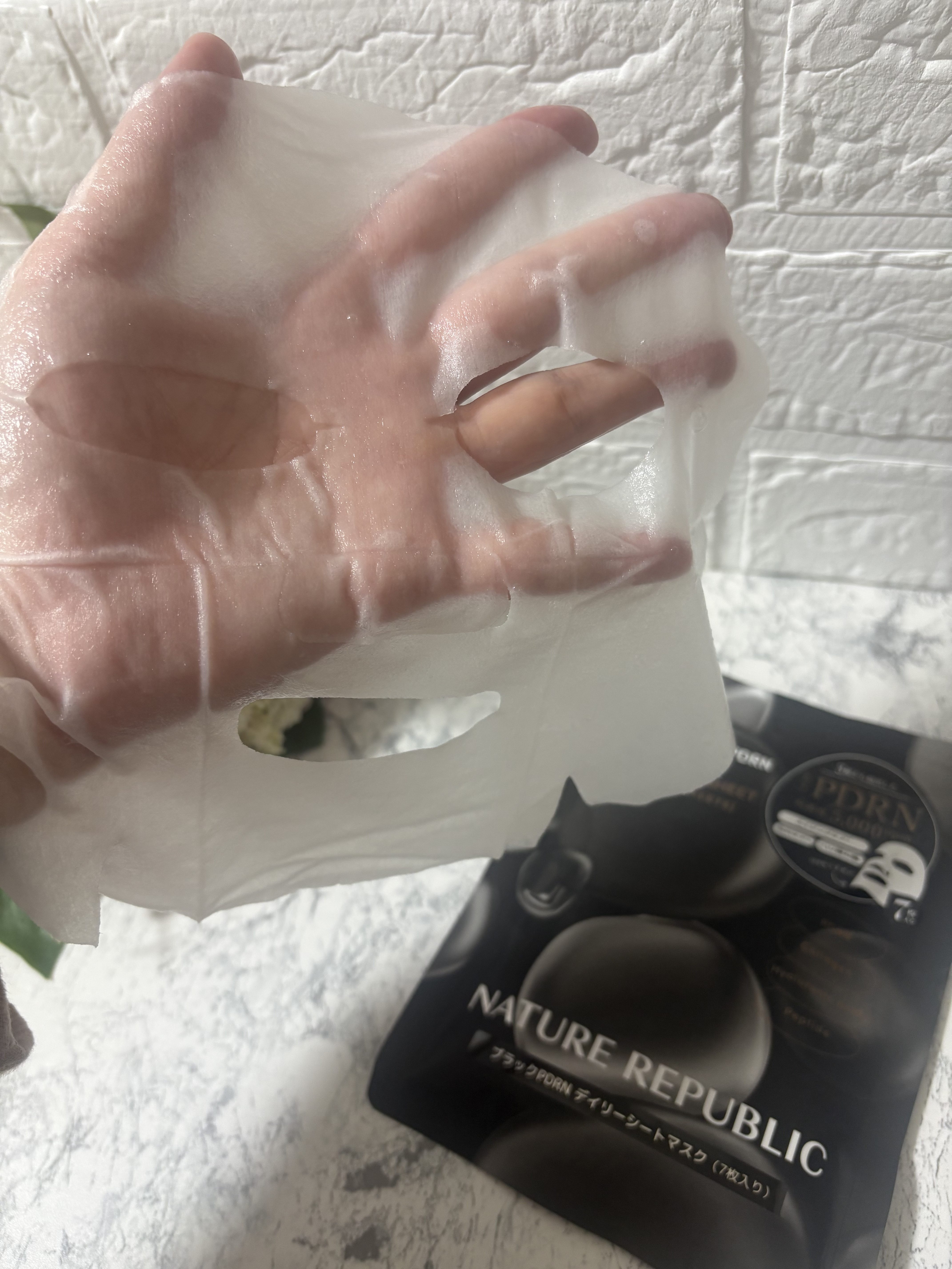 ブラックPDRN デイリーシートマスク/ネイチャーリパブリック/シートマスク・パックを使ったクチコミ（3枚目）