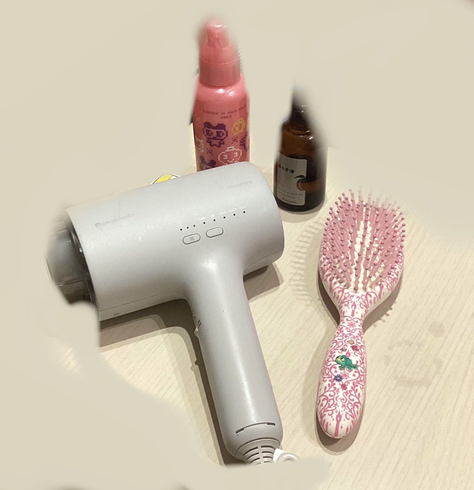 ディズニー ラプンツェル ヘアブラシ/東京ディズニーリゾート/ヘアブラシを使ったクチコミ（1枚目）