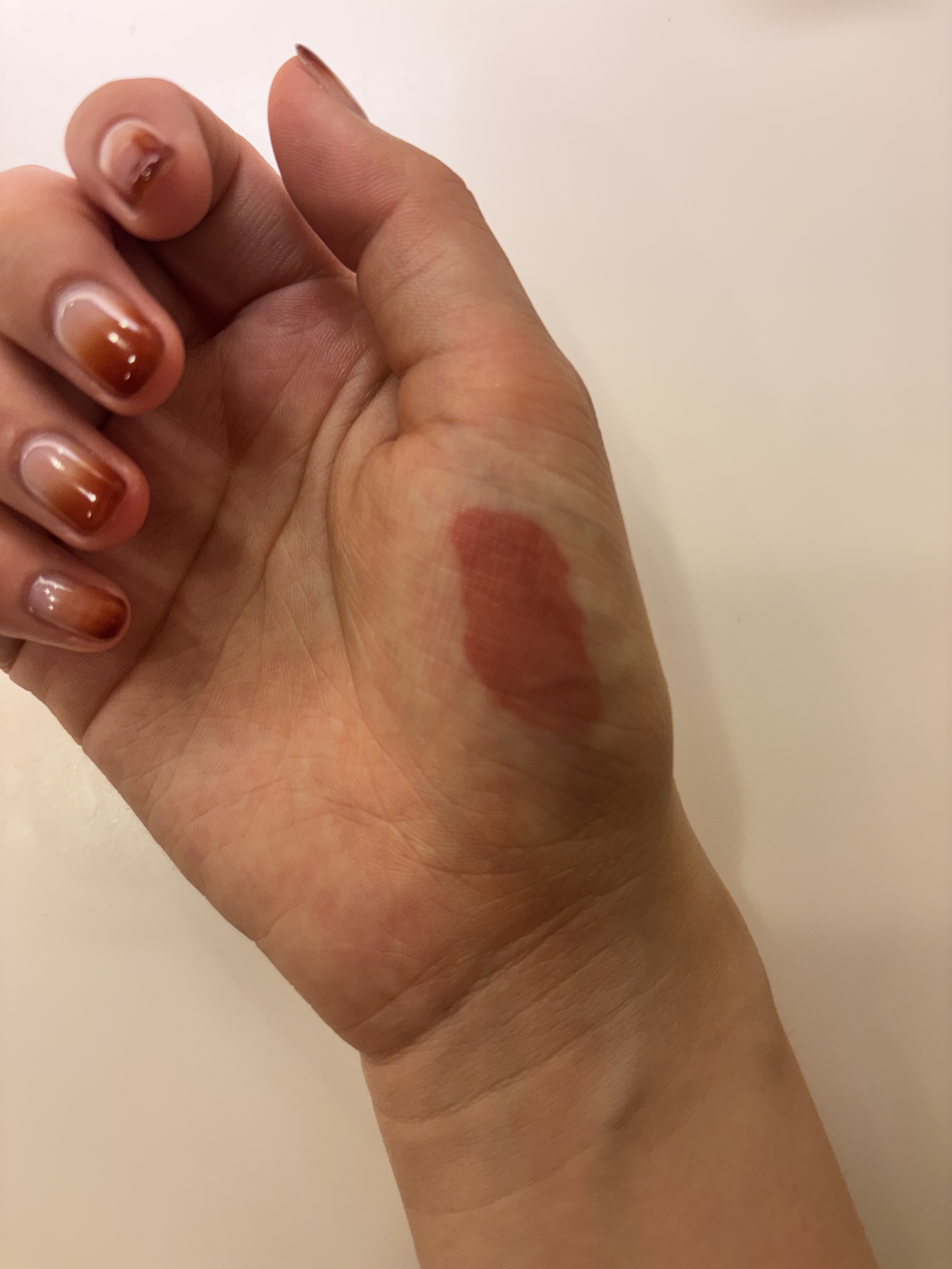 デューティント 08 パープルクォーツ（ミニ）/AMUSE/リップティントを使ったクチコミ（3枚目）