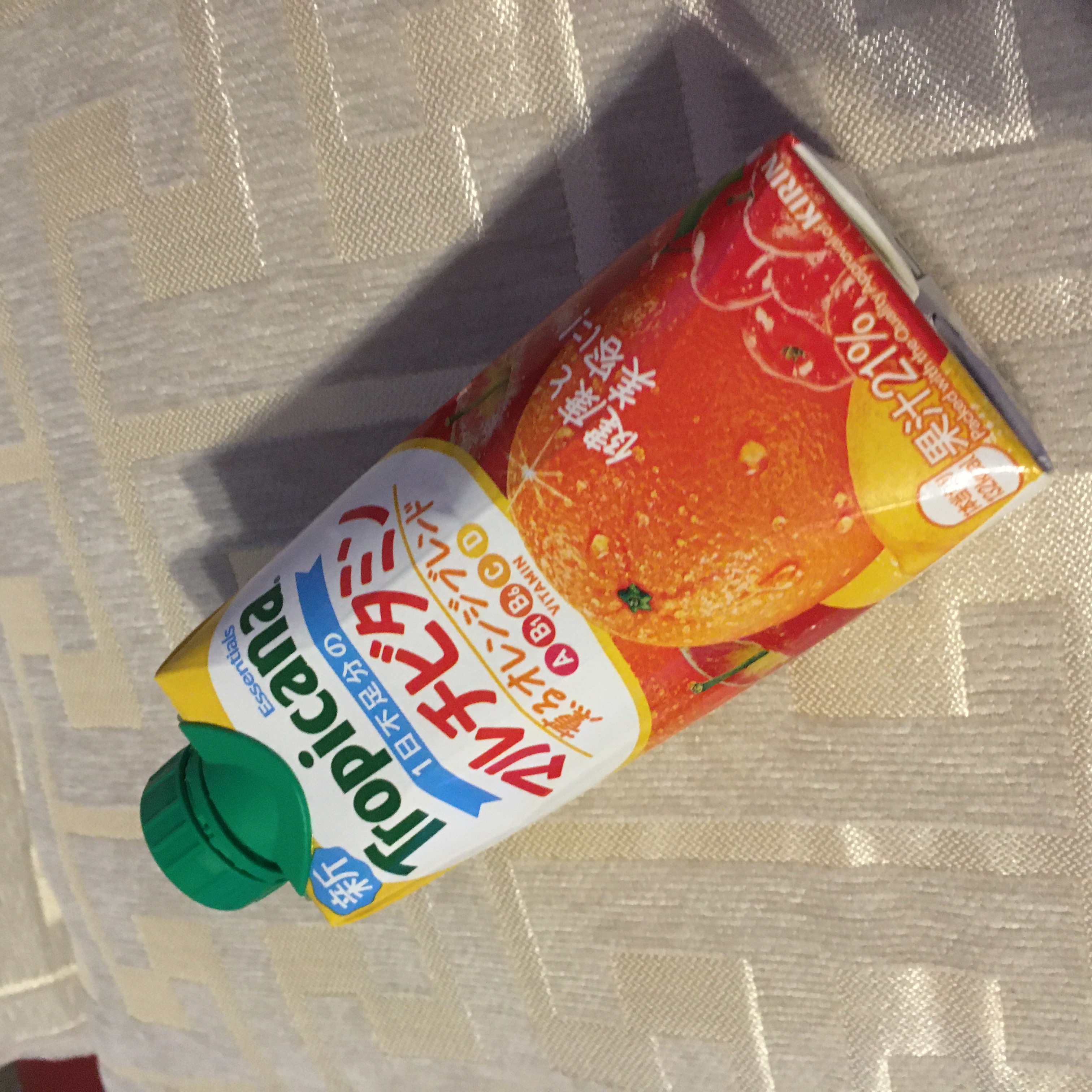 トロピカーナ エッセンシャルズ マルチビタミン/トロピカーナ/スムージーを使ったクチコミ（1枚目）