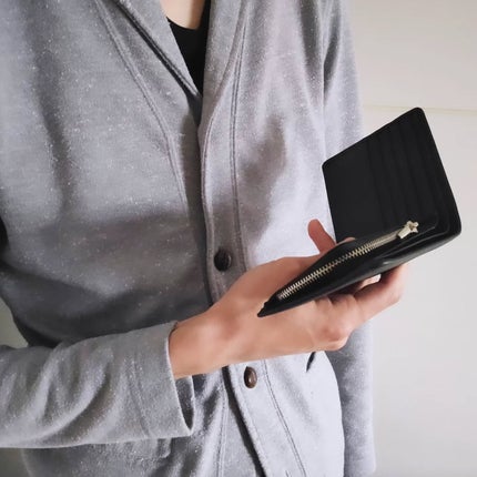きょのすけ on LIPS 「<東京下町工房メンズ2つ折り財布(ブラック)ファスナータイプ>..」(7枚目)