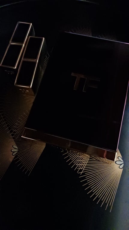 アイ カラー クォード/TOM FORD BEAUTY/アイシャドウパレットを使ったクチコミ(3枚目)