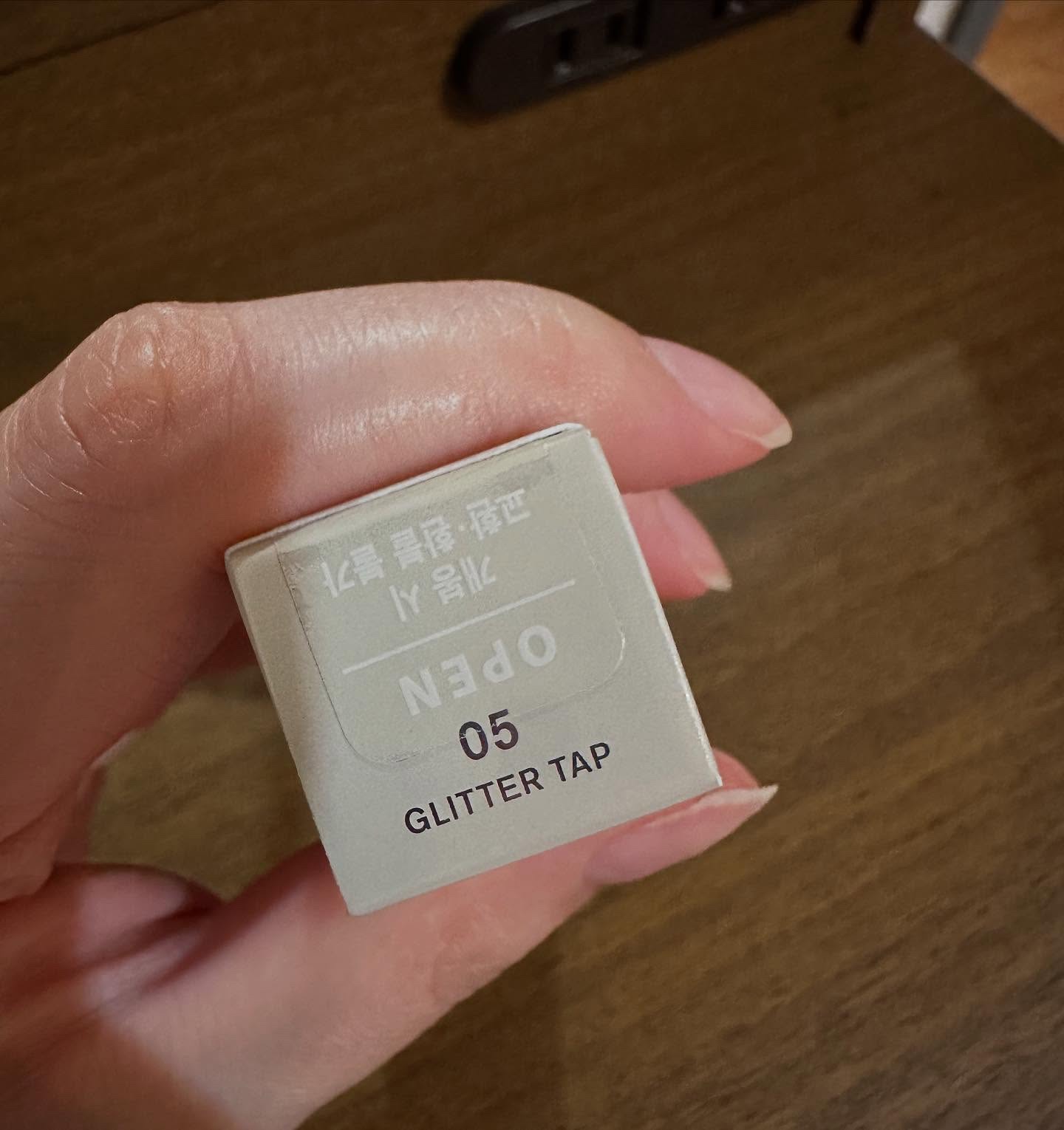 ツートーンシャドウ/MERYTHOD/スティックアイシャドウを使ったクチコミ（2枚目）