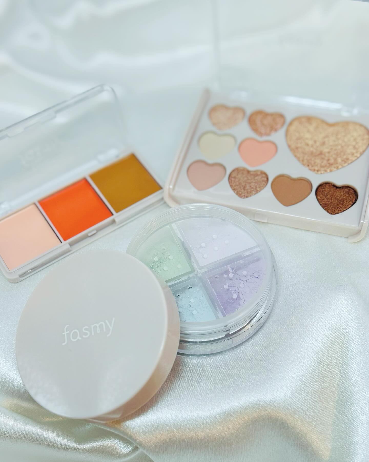 PB.fasmy 4 カラールースパウダー/fasmy/ルースパウダーを使ったクチコミ（2枚目）