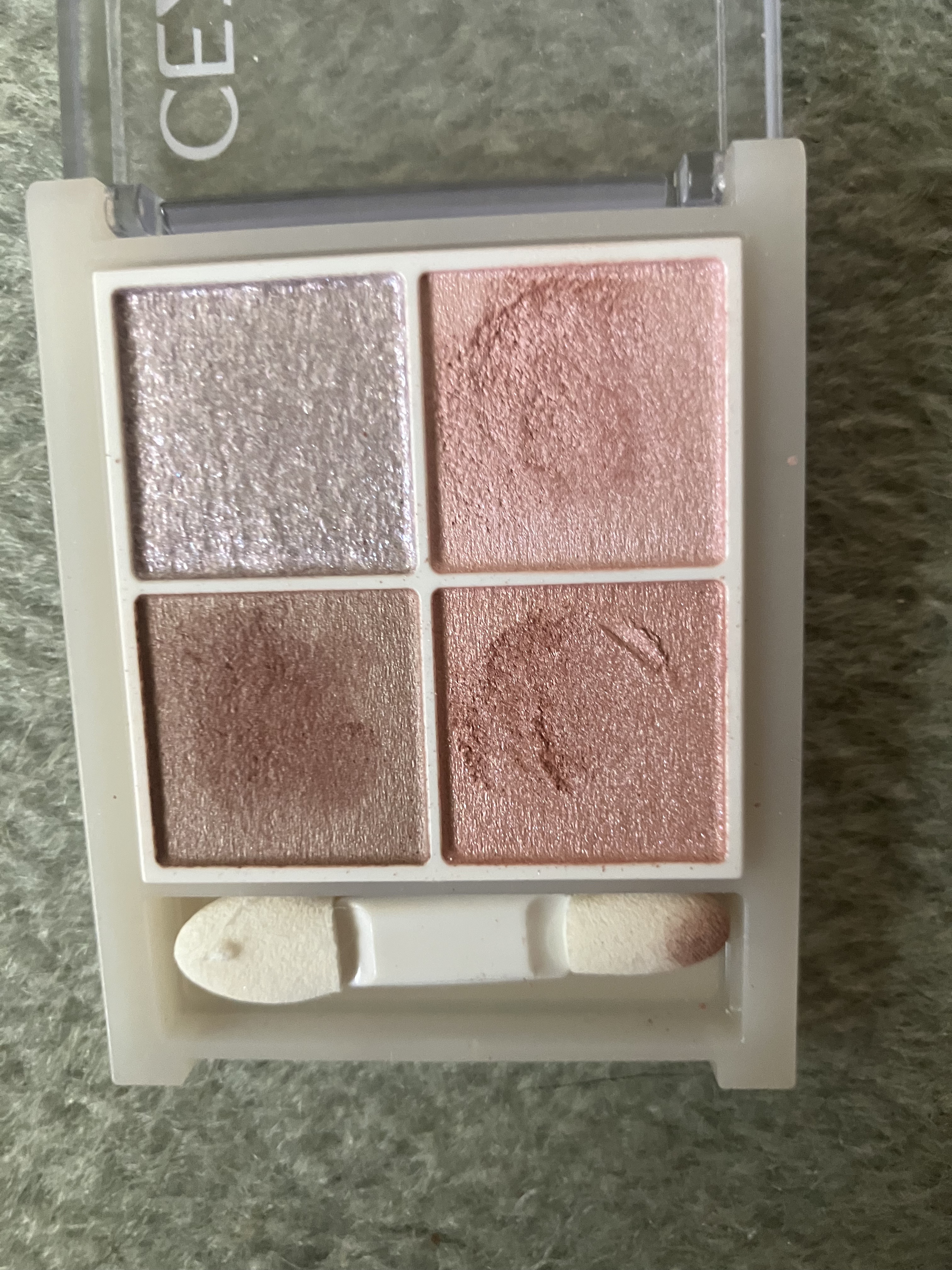 ペールトーンアイシャドウ/CEZANNE/アイシャドウを使ったクチコミ（2枚目）