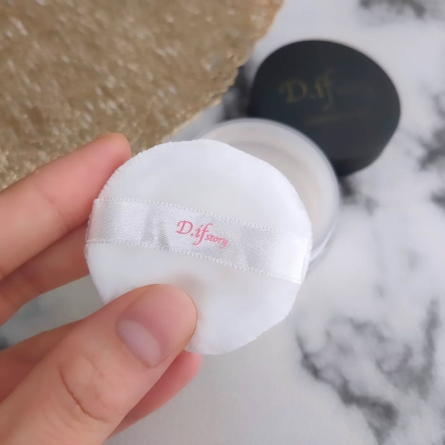 シャイニーパウダー/D.if story(ディフ ストーリー)/ルースパウダーを使ったクチコミ(4枚目)