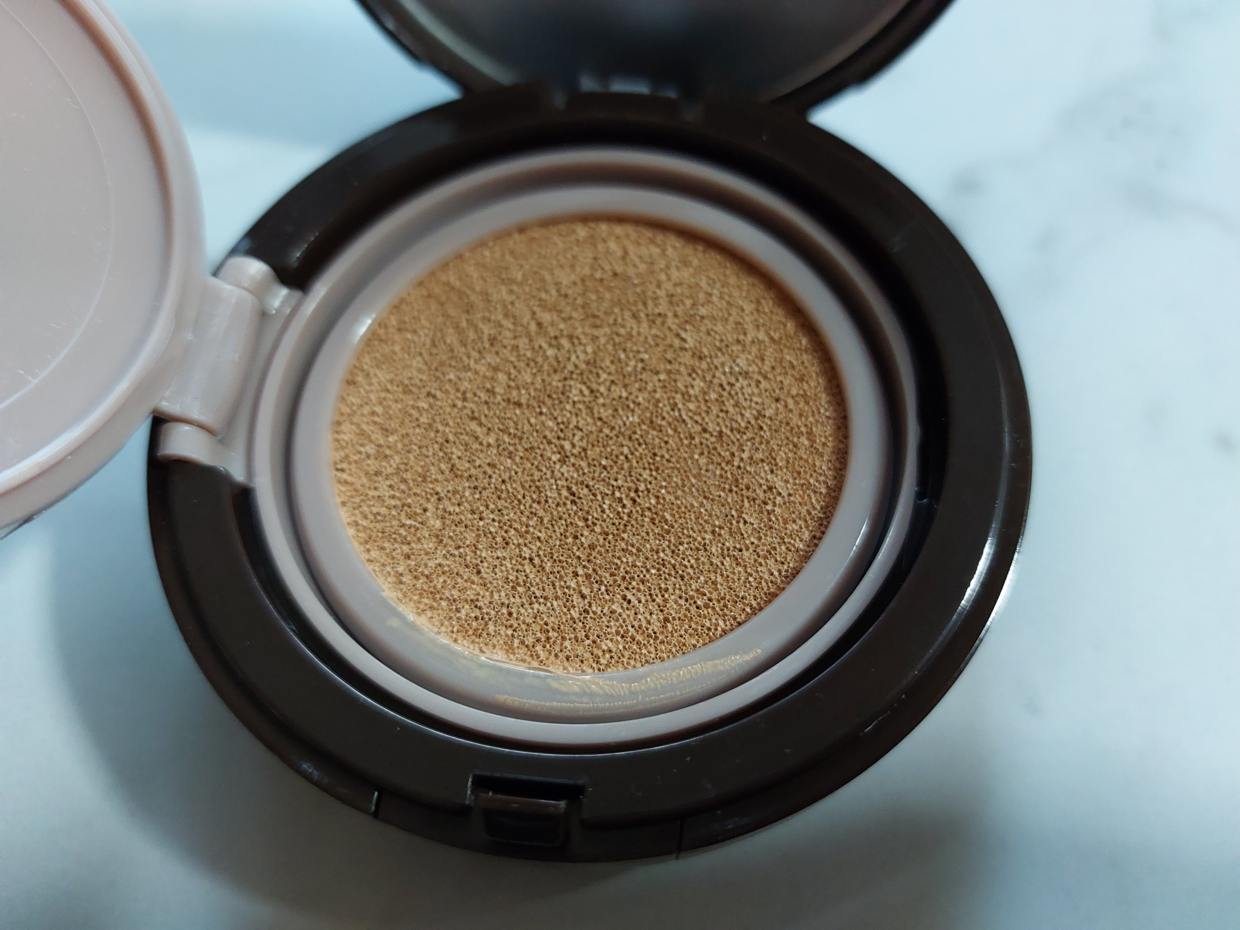 エブリユー　ロングフィットクッションファンデーション/EVERYYOU/クッションファンデーションを使ったクチコミ（2枚目）