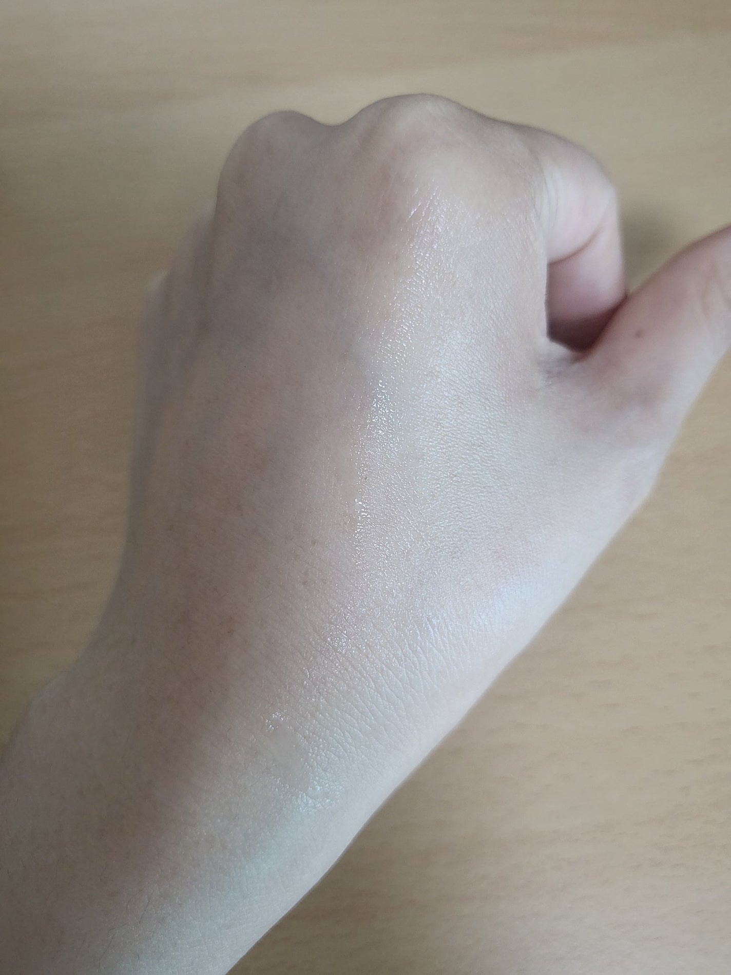 Heiren on LIPS 「【使った商品】ルノベルアズレンシカアンプル【商品の特徴】敏感肌..」(4枚目)