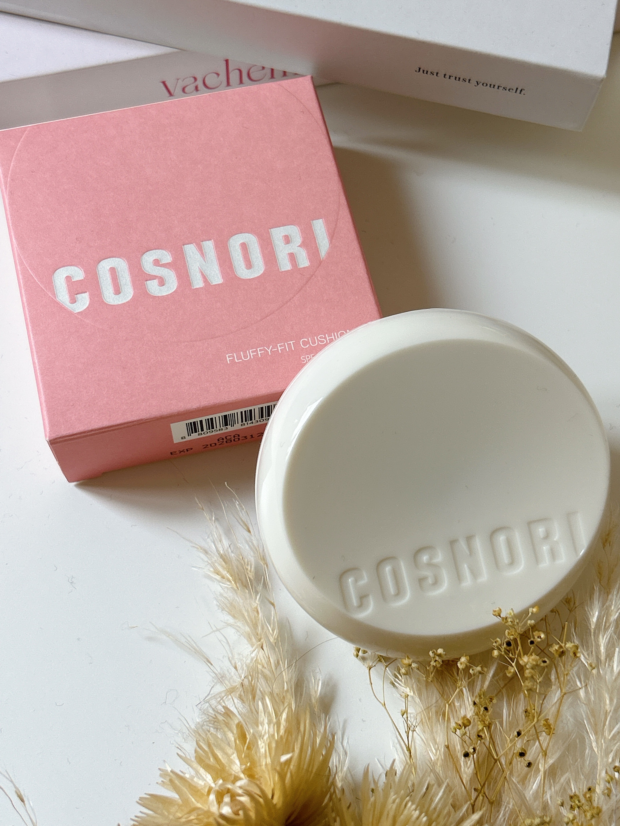 フラフィフィットクッション/COSNORI/クッションファンデーションを使ったクチコミ（2枚目）