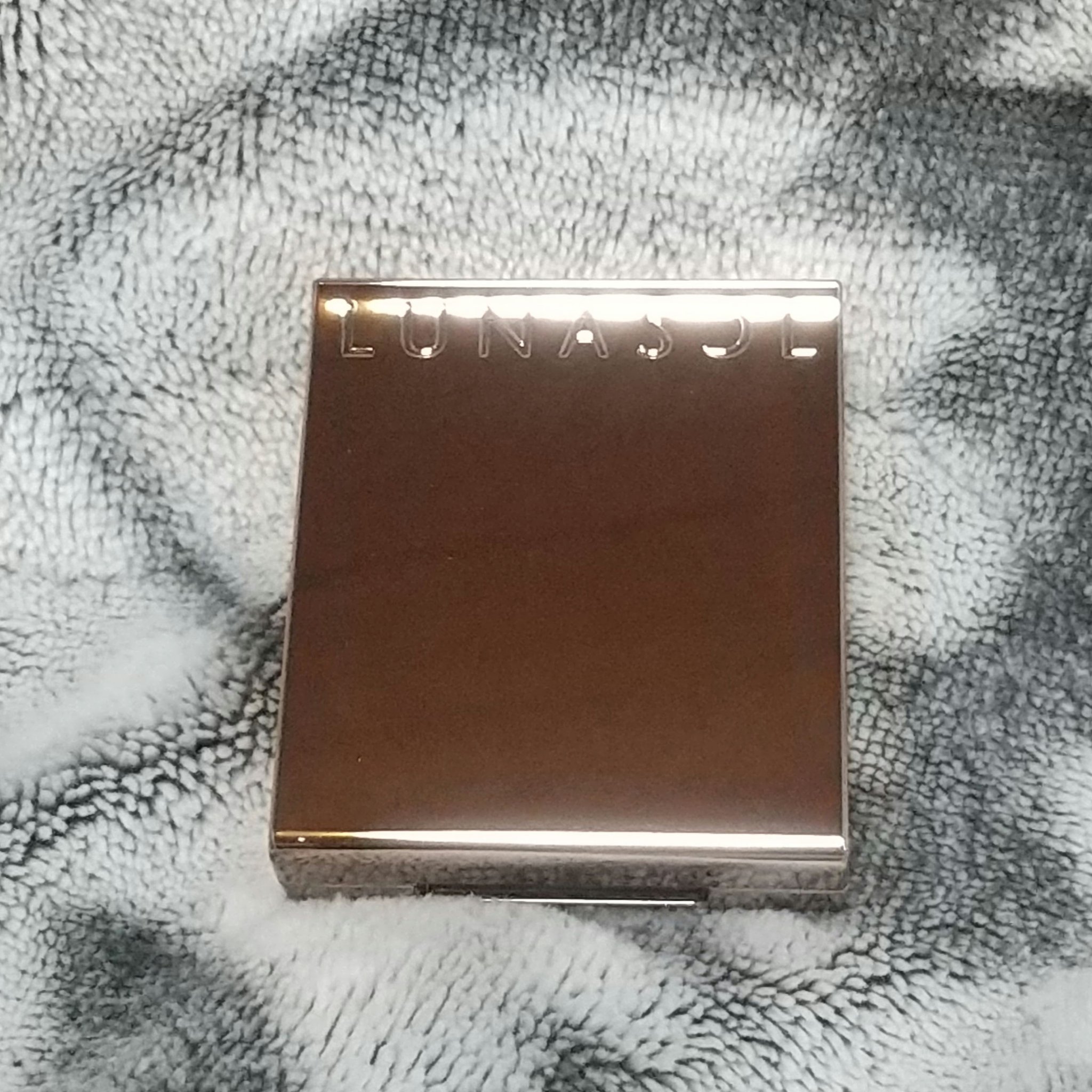 LUNASOL ルナソル モノアイカラーレーションのクチコミ「【使った商品】ルナソル モノアイカラーレーション
【色味】09 Ravishing Jewel.....」（3枚目）