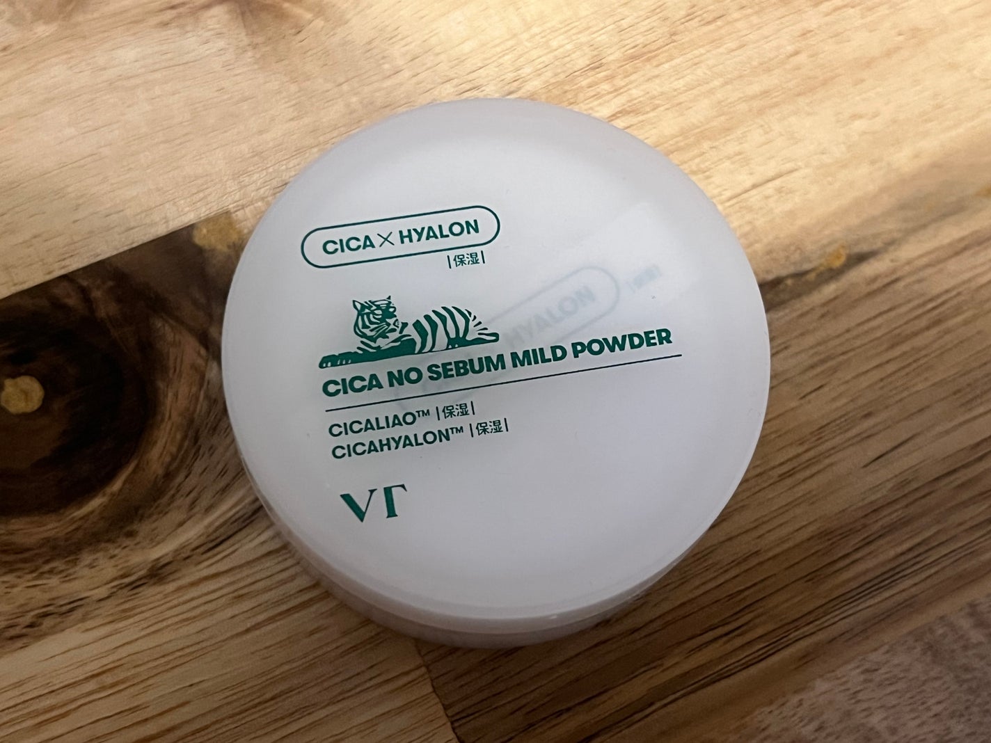 CICA ノーセバム マイルドパウダー/VT/ルースパウダーを使ったクチコミ(1枚目)