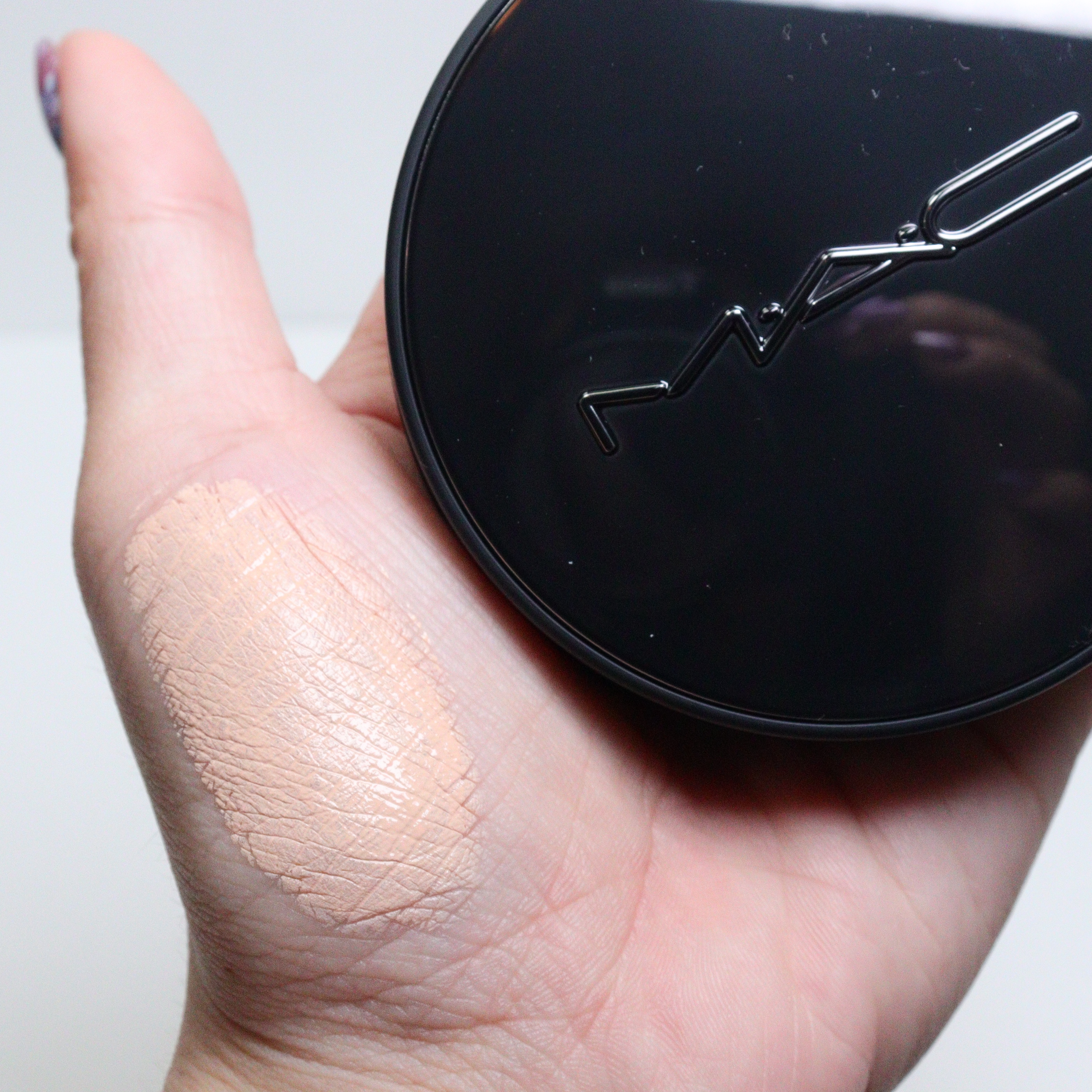 スタジオ フィックス ロングウエア クッション ファンデーション SPF 50 N18/M・A・C/クッションファンデーションを使ったクチコミ（3枚目）