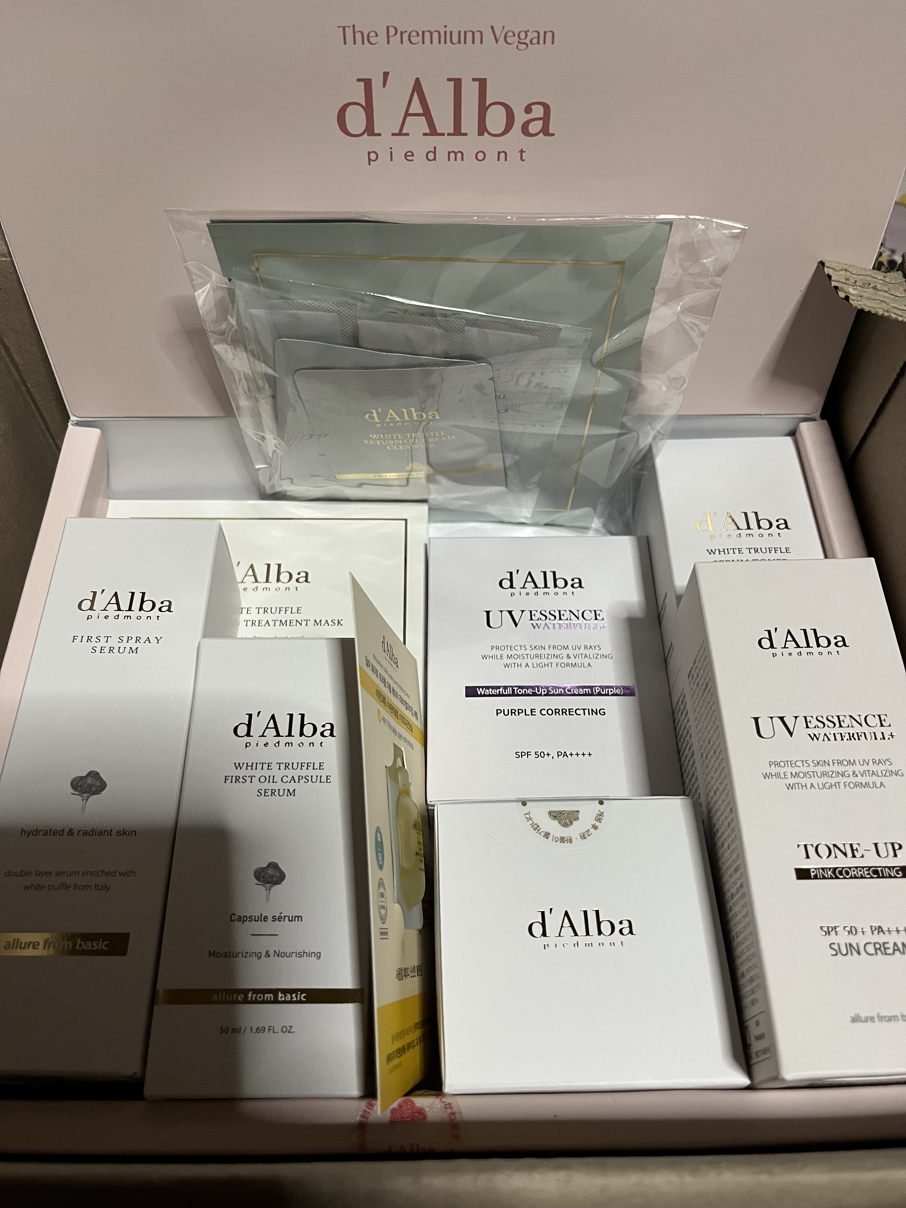 ダルバ ホワイトトリュフファーストスプレーセラム/ダルバ/ミスト状化粧水を使ったクチコミ（1枚目）