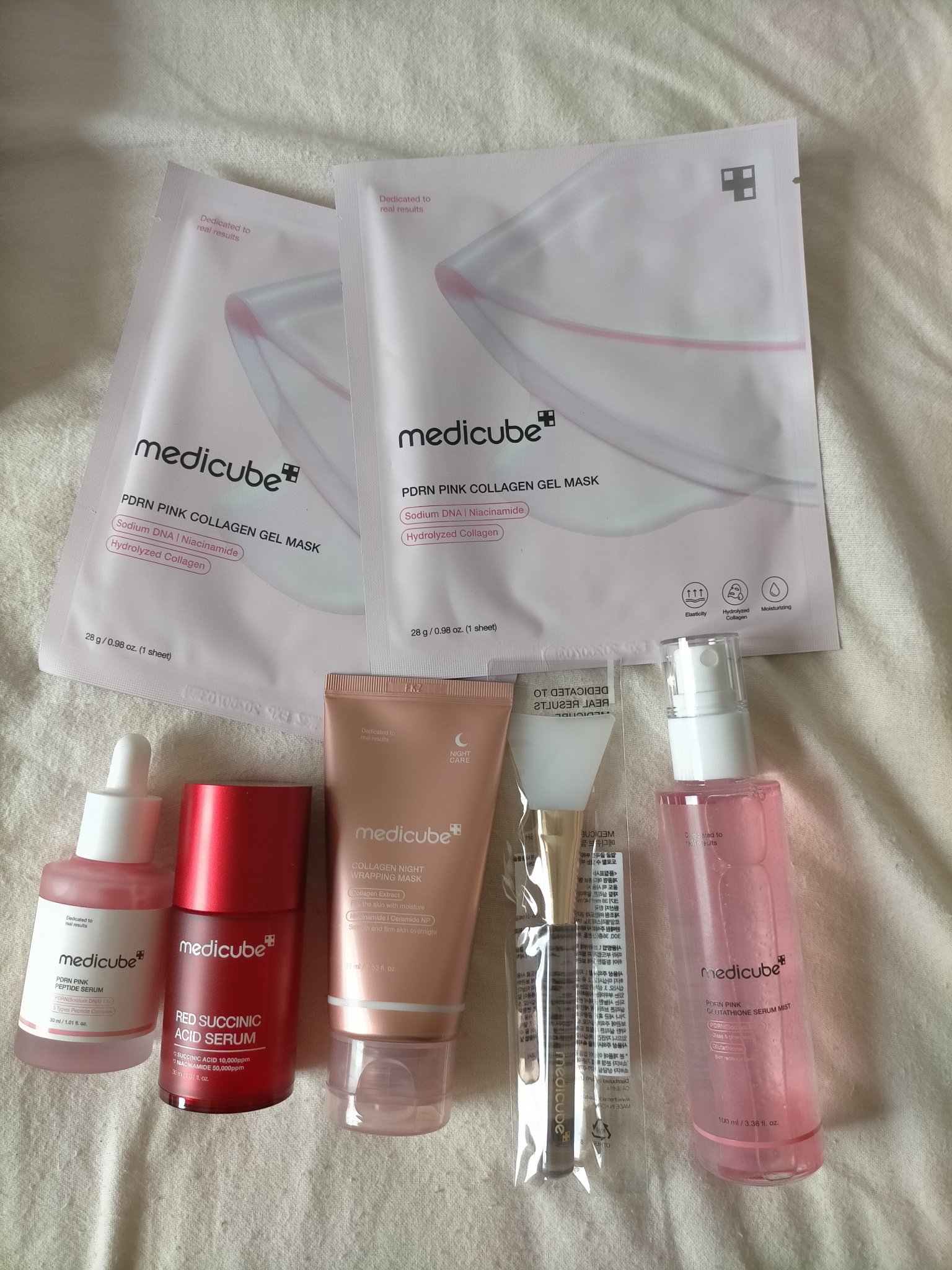 レッドアクネセラム/MEDICUBE/美容液を使ったクチコミ（2枚目）