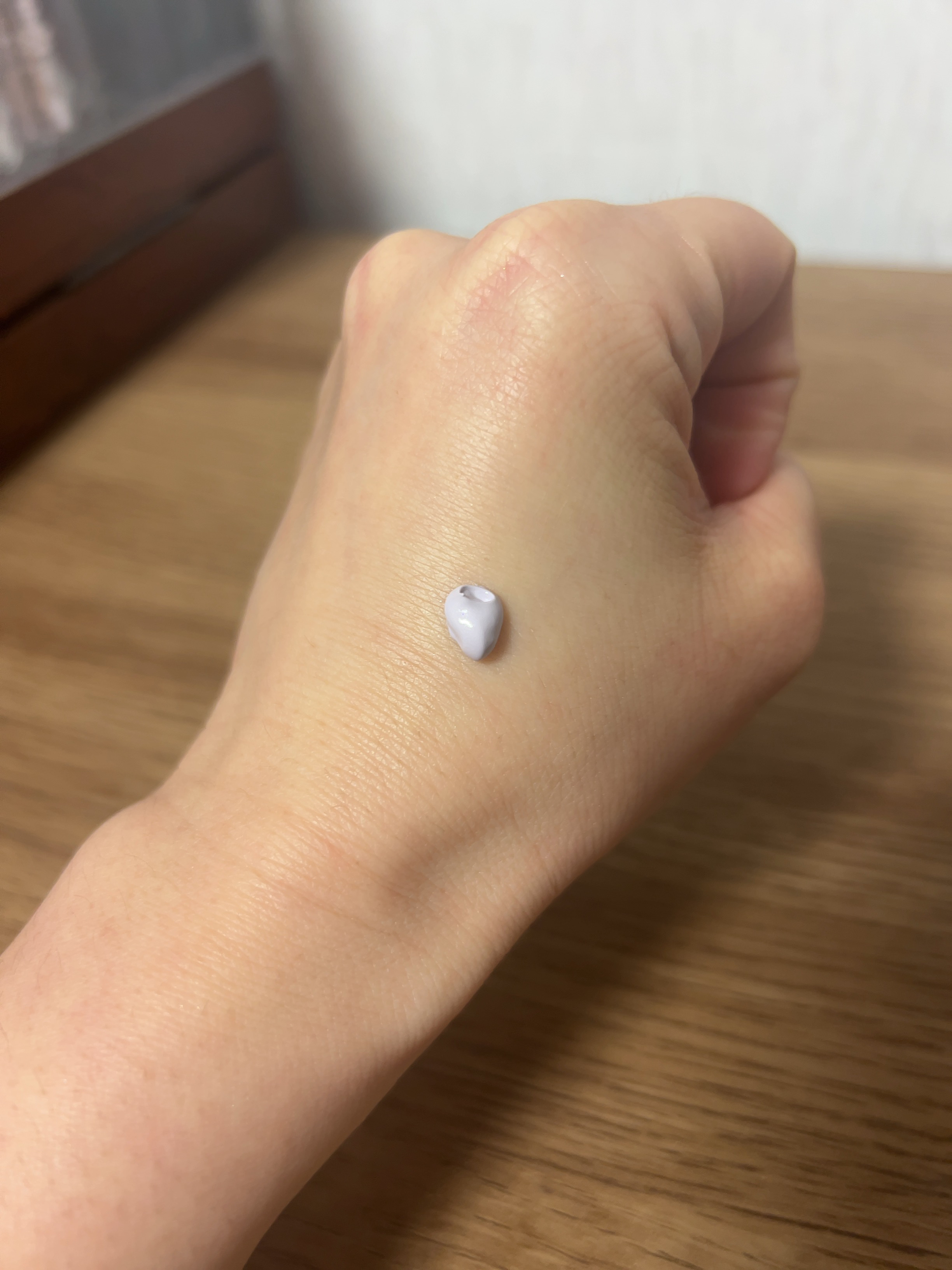 セラムフィット シャイニング トーンアップクリーム V1/ByUR/化粧下地を使ったクチコミ（3枚目）