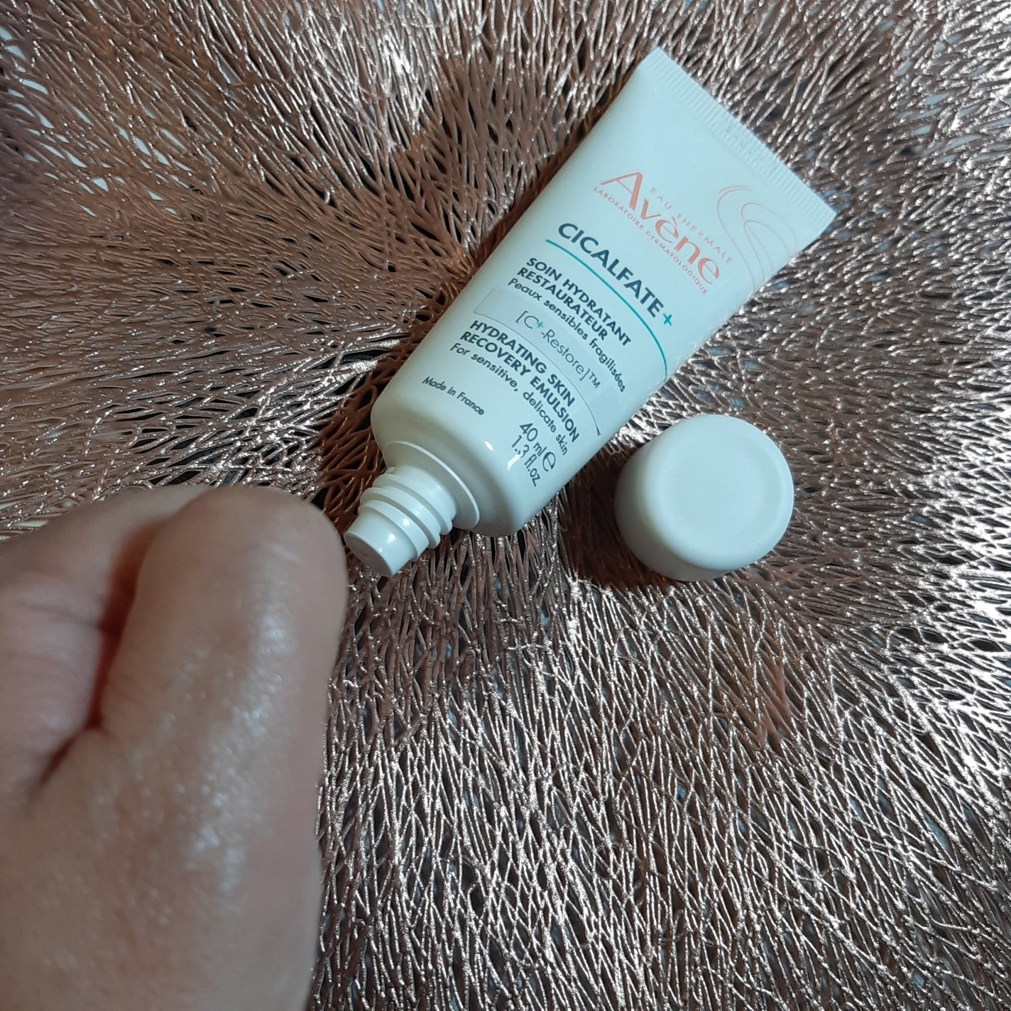 シカルファットプラス リペアミルク/アベンヌ/乳液を使ったクチコミ(3枚目)