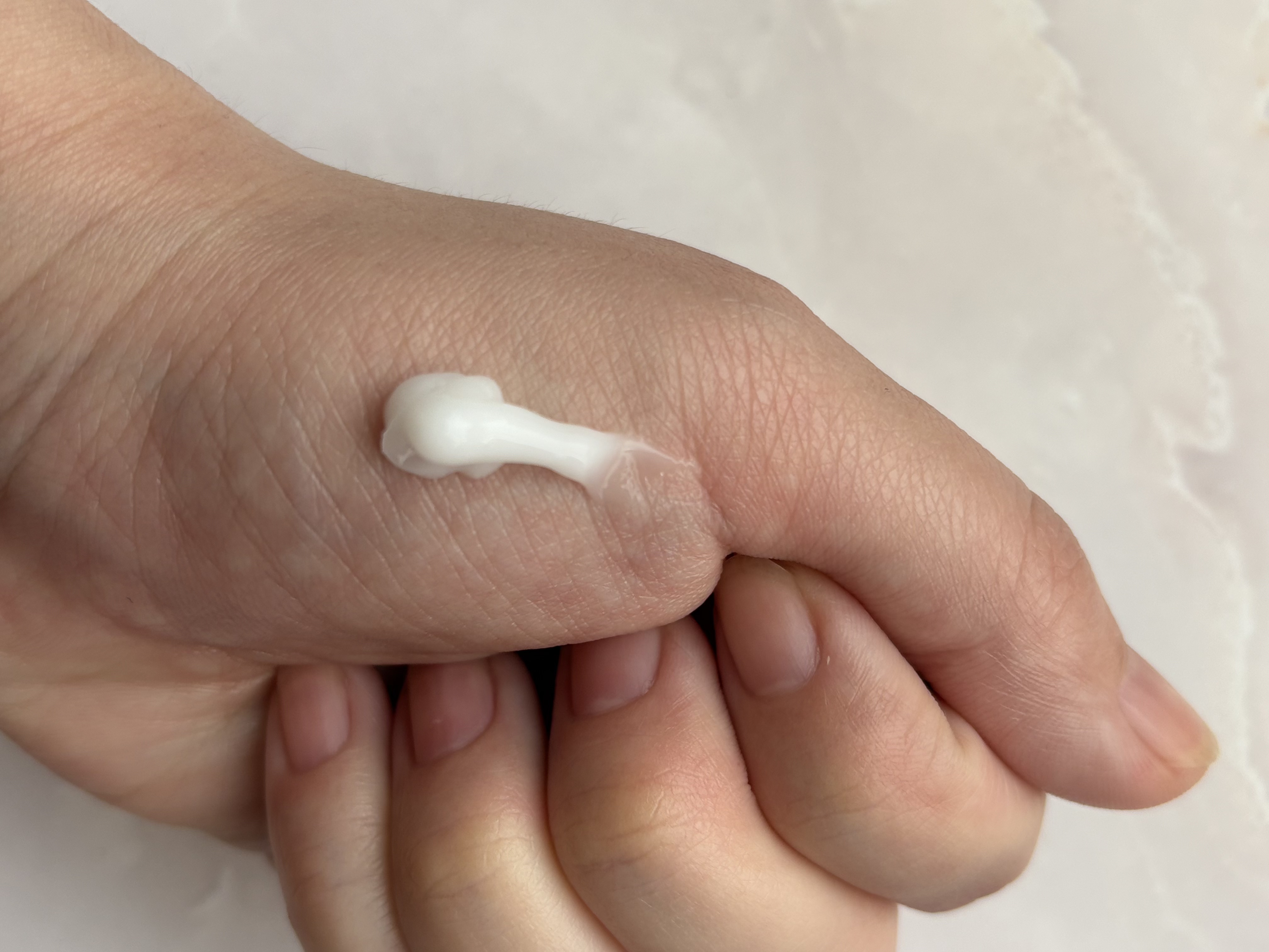 アトバリア365 ハイドロクリーム /AESTURA/フェイスクリームを使ったクチコミ（2枚目）