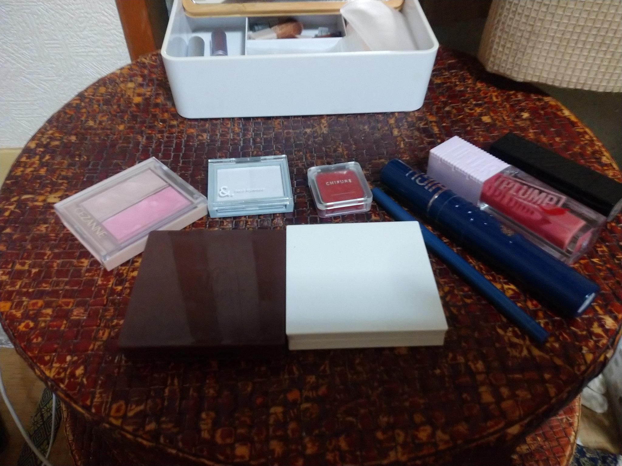 ＆.フェイスパウダー プリズムラベンダー/DAISO/プレストパウダーを使ったクチコミ（1枚目）