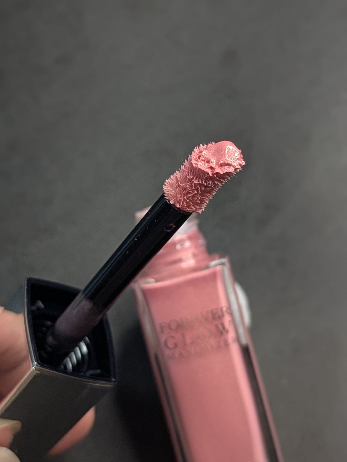 ディオールスキン フォーエヴァー グロウ マキシマイザー/Dior/ハイライトを使ったクチコミ(2枚目)