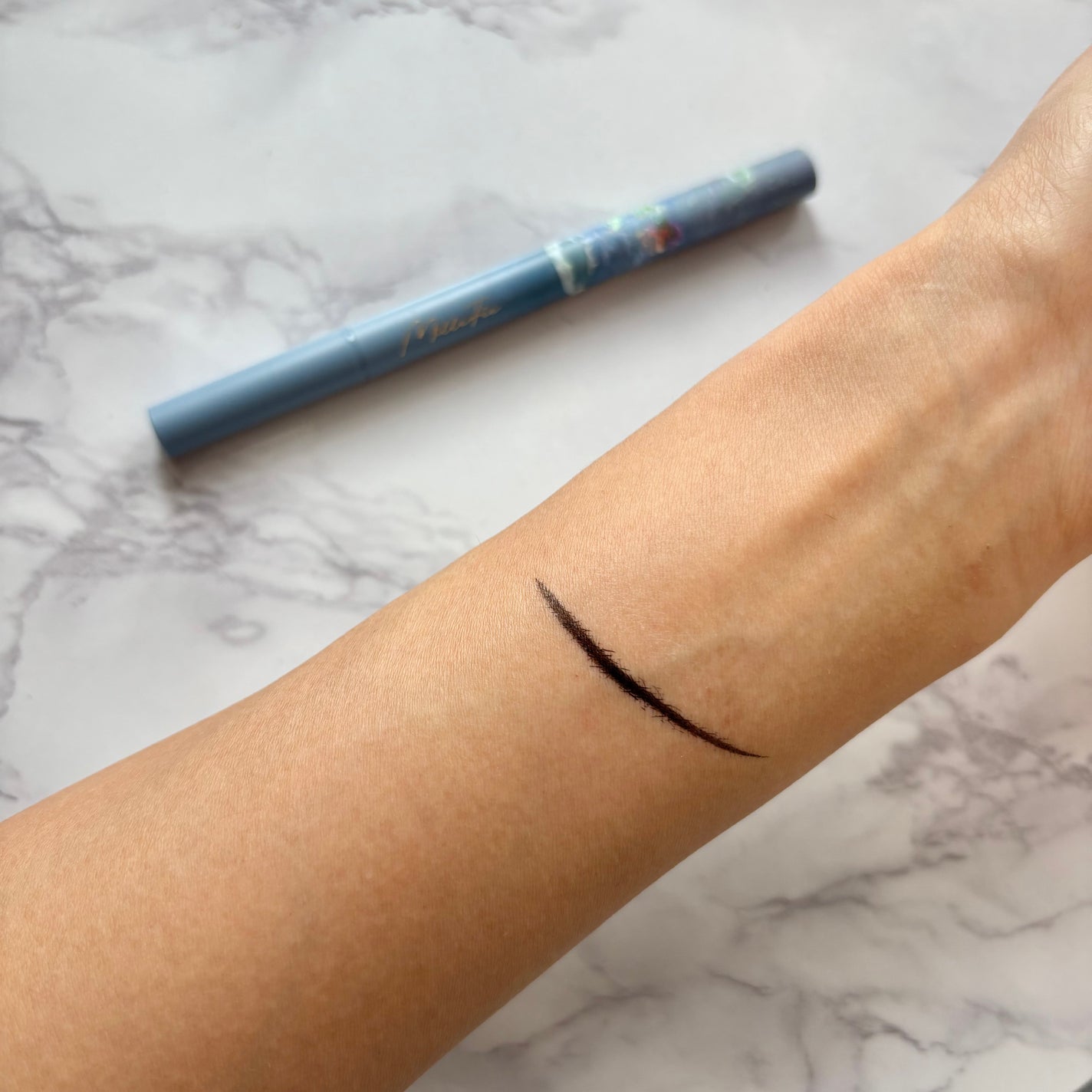 絵画リキッドアイライナー/MilleFée/リキッドアイライナーを使ったクチコミ(4枚目)