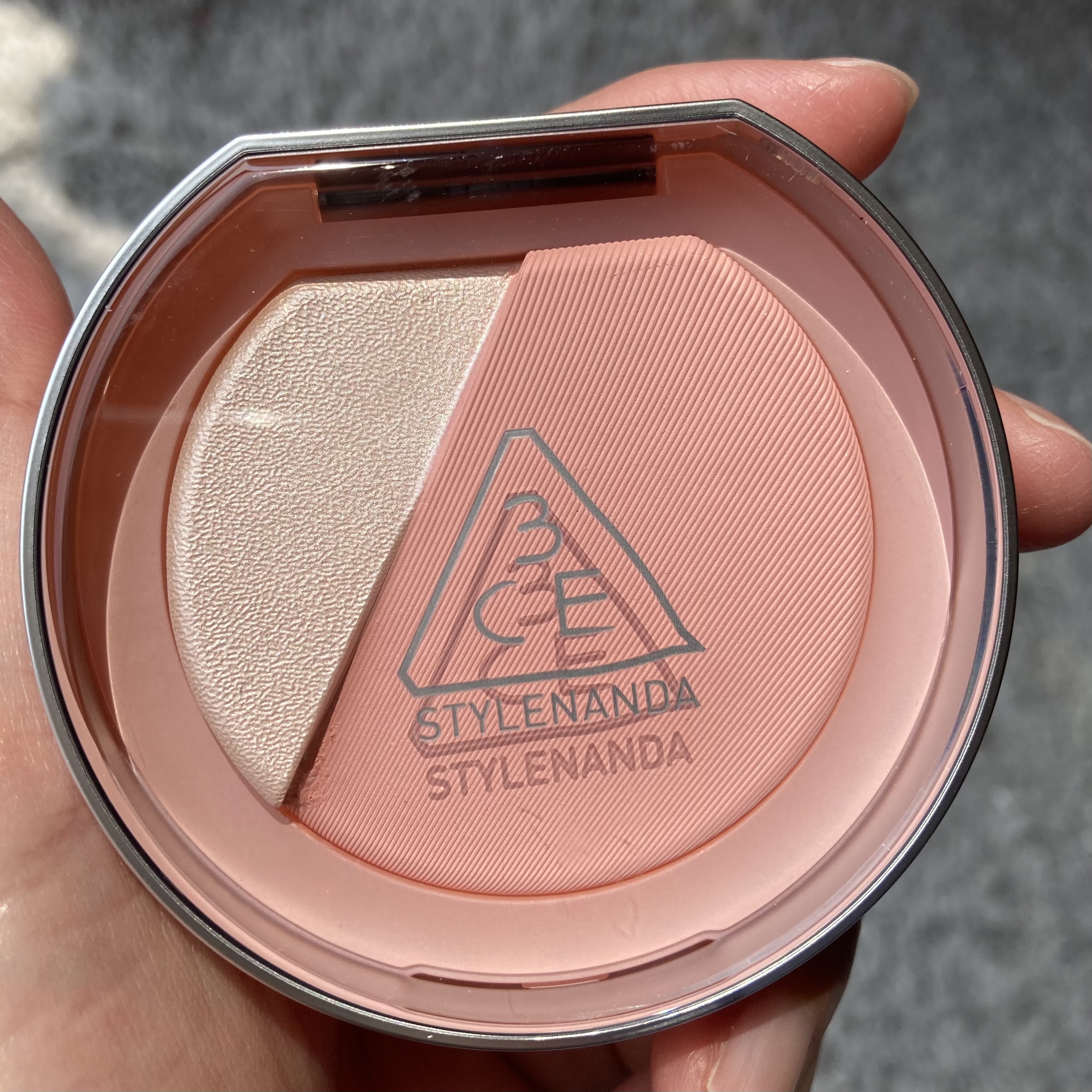 3CE ブラッシュライター レイジートーク/3CE/パウダーチークを使ったクチコミ（1枚目）