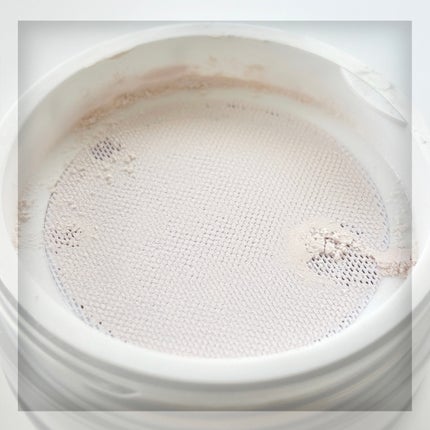 シルキー ライトフェイスパウダー/VanCleo/ルースパウダーを使ったクチコミ(3枚目)