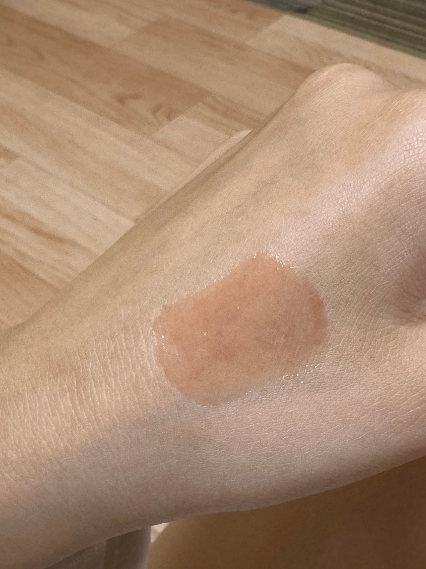 フィー 3Dボリューミンググロス/fwee/リップグロスを使ったクチコミ(2枚目)