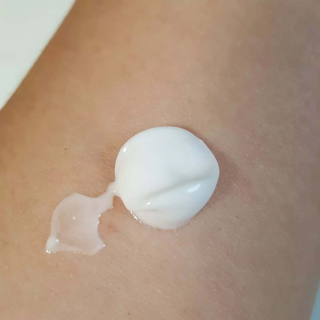 ミルキィグロスジェル/Me&Her/ヘアジェルを使ったクチコミ（2枚目）