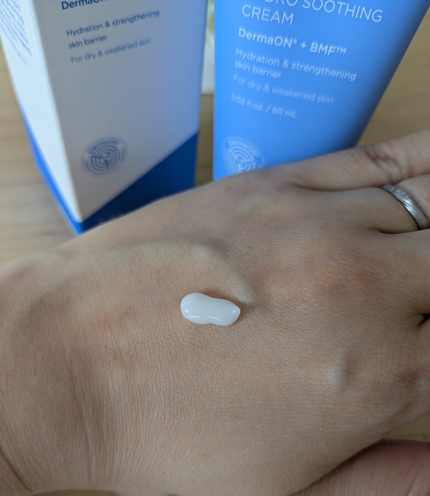 アトバリア365 ハイドロクリーム /AESTURA/フェイスクリームを使ったクチコミ（3枚目）