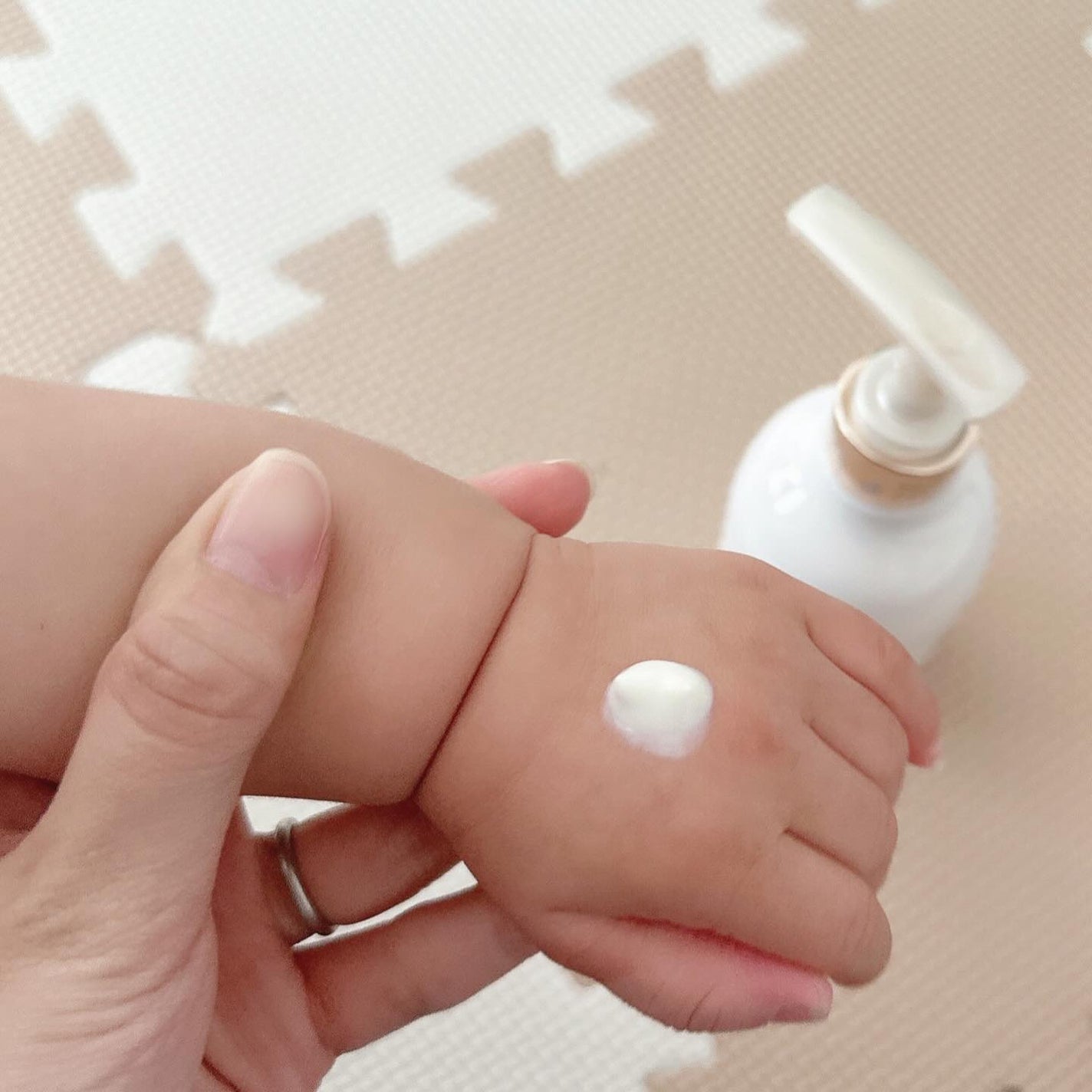 M&D クリアUVジェル/Mother&Daughter/日焼け止めジェルを使ったクチコミ(7枚目)