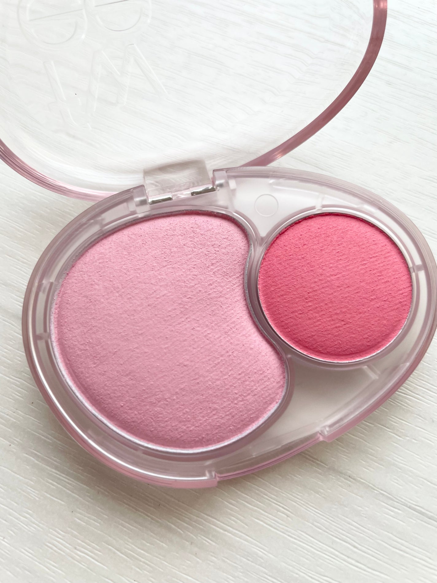 デュアルチークメロウ/fwee/ジェル・クリームチークを使ったクチコミ(1枚目)