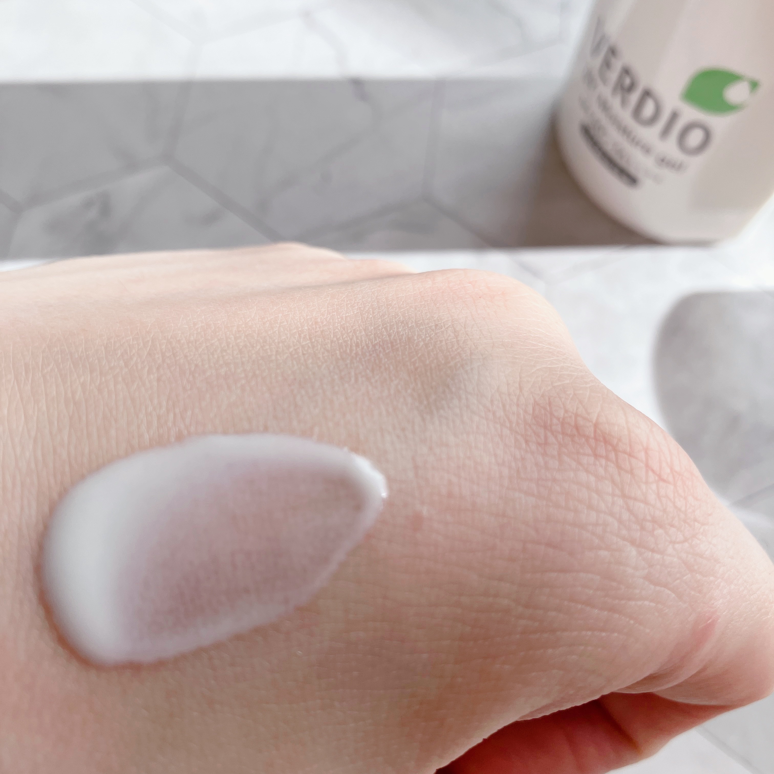 ベルディオ UV モイスチャージェル N/メンターム/日焼け止めジェルを使ったクチコミ（2枚目）