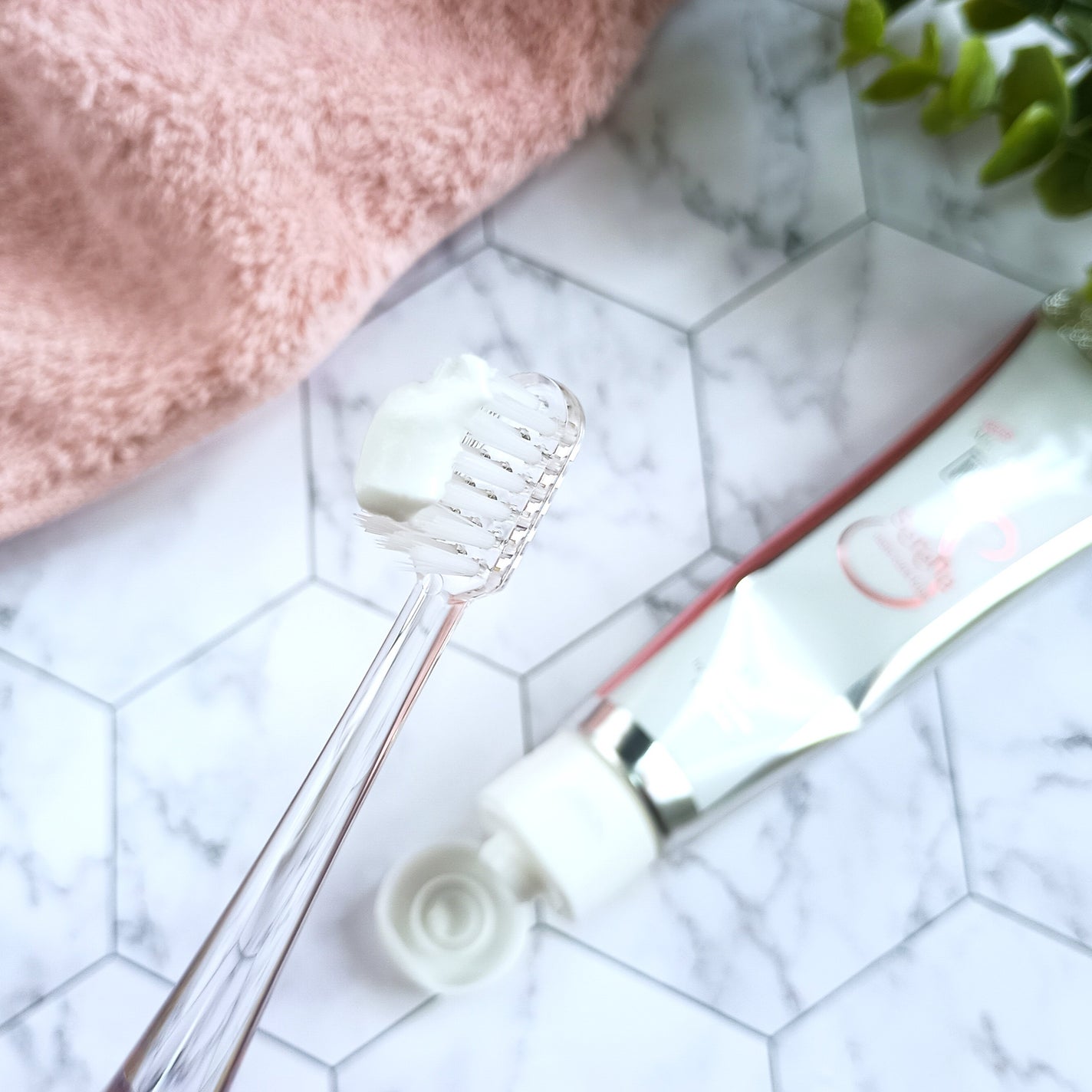 アパガードクリスタル歯ブラシ/アパガード/歯ブラシを使ったクチコミ(2枚目)