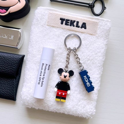 fumi___232323 on LIPS 「ミッキーグッズ🖤AbibのリップはSPF15で、これからの時期..」(4枚目)