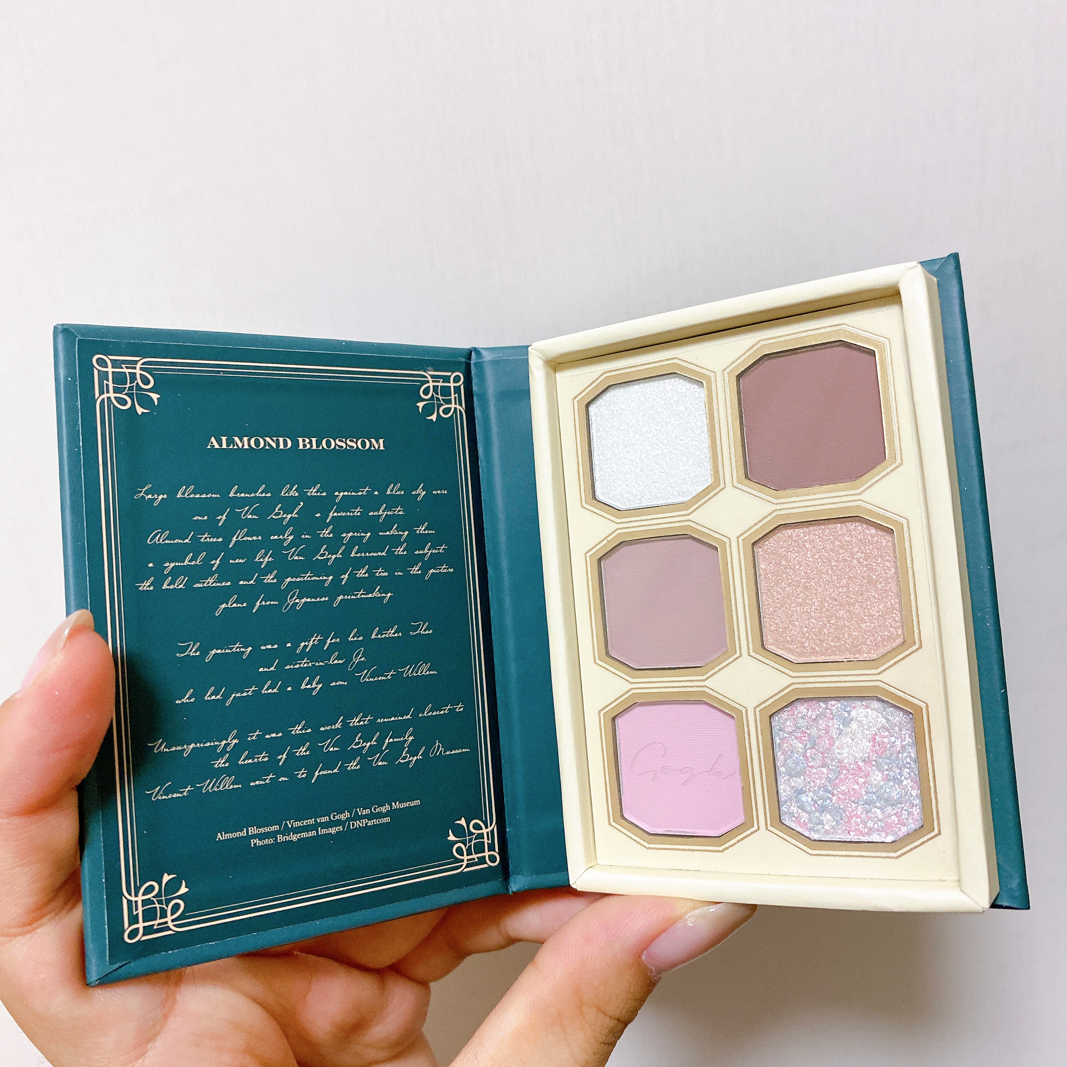 絵画アイシャドウパレット/MilleFée/アイシャドウパレットを使ったクチコミ（2枚目）