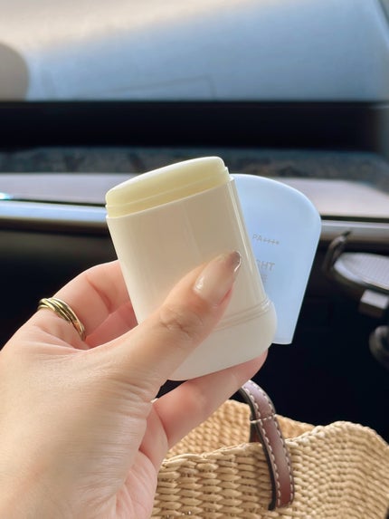 エアリーライト 透明UVスティック/COSRX/日焼け止めスティックを使ったクチコミ(2枚目)