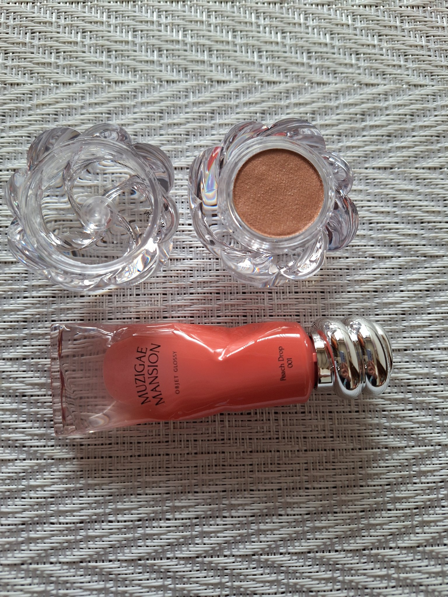 ワンアンドオンリーシャドウ/MUZIGAE MANSION/単色アイシャドウを使ったクチコミ（1枚目）